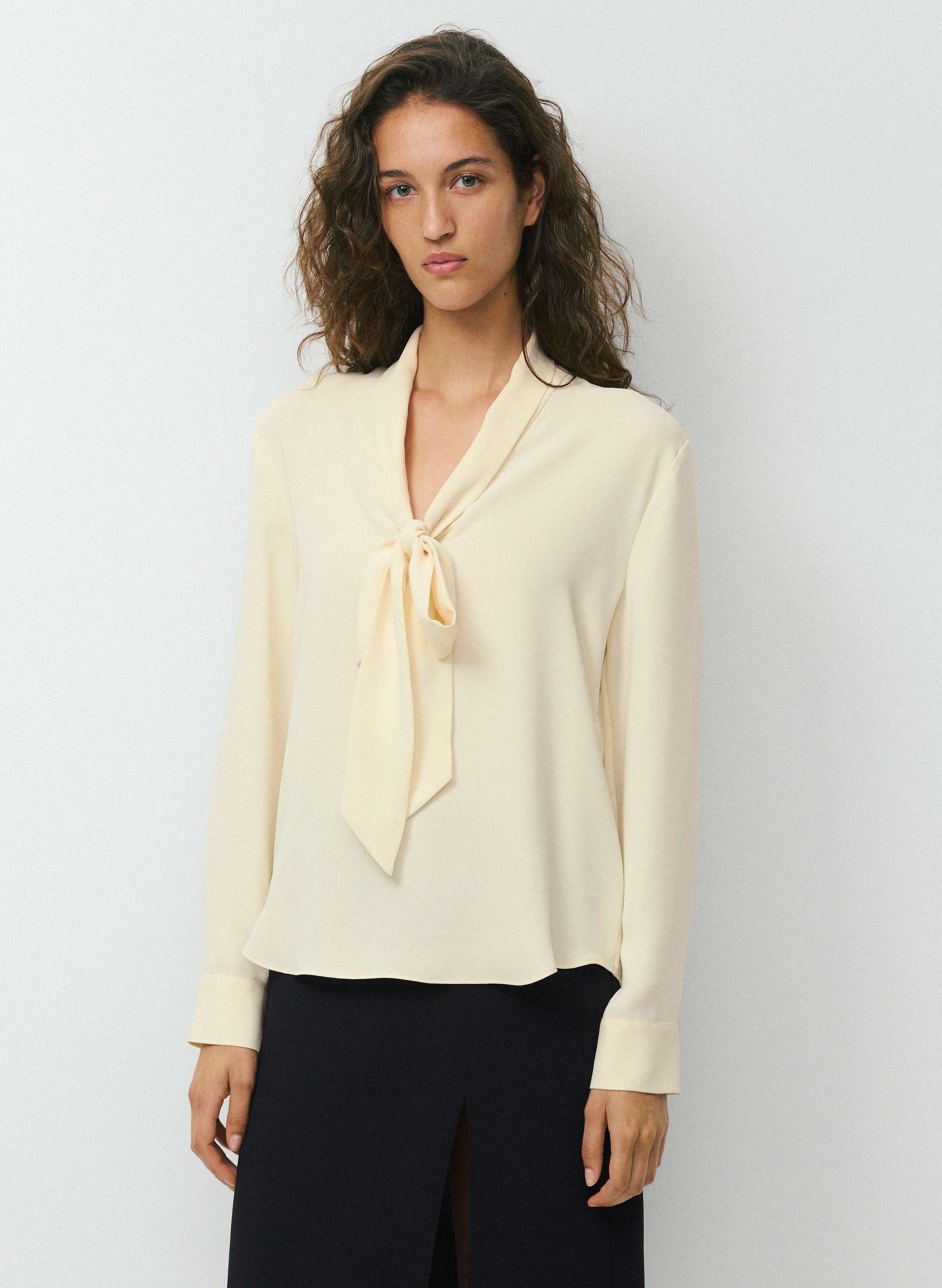 HESTIA BLOUSE | Aritzia