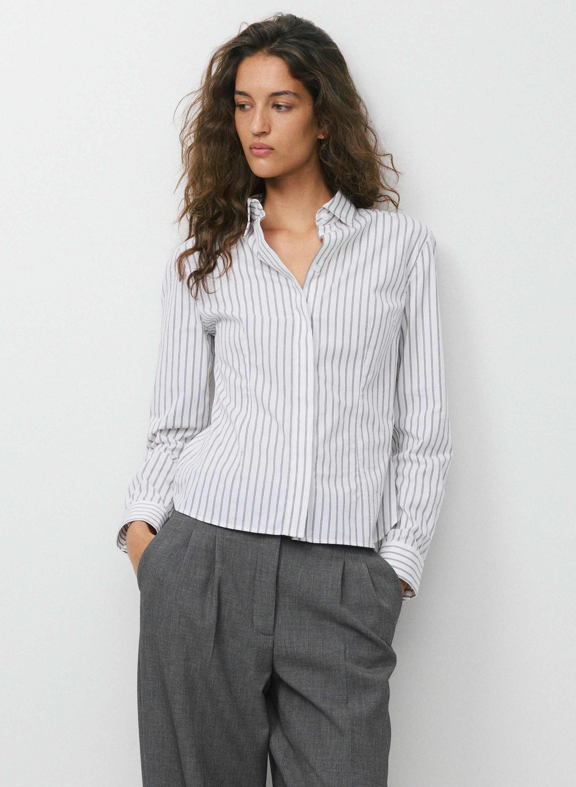 CHRONICLE SLIM POPLIN SHIRT | Aritzia