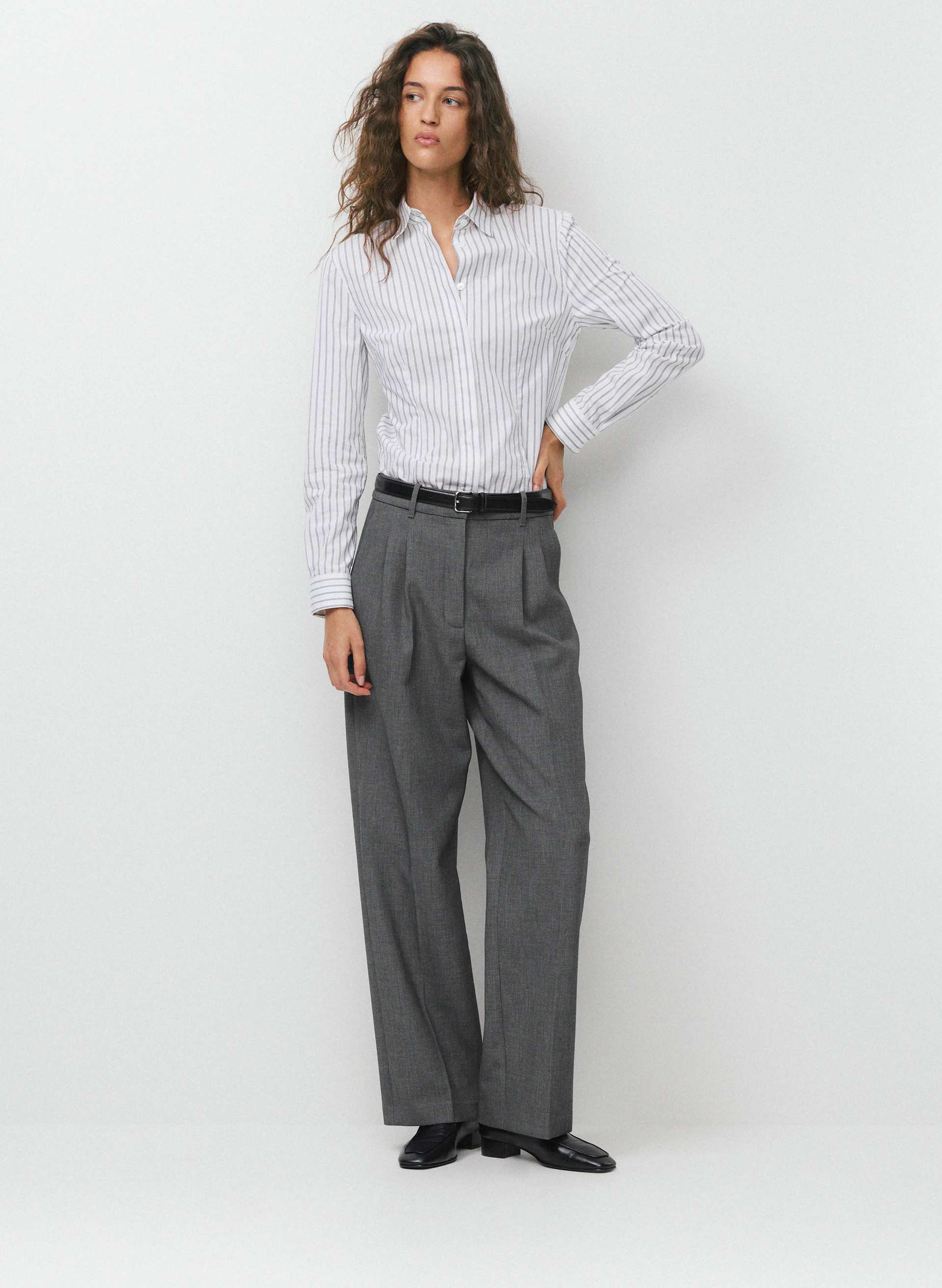 CHRONICLE SLIM POPLIN SHIRT | Aritzia