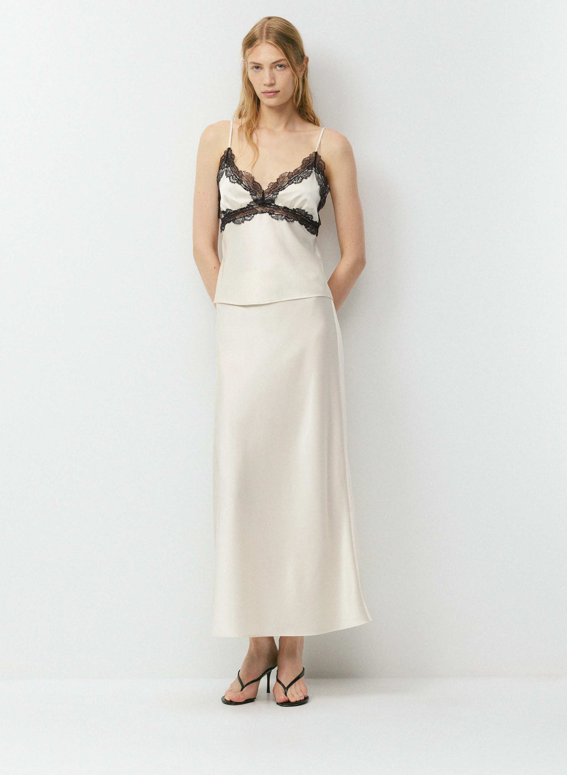 FOXTROT SATIN CAMISOLE - Double satin V-neck camisole. 