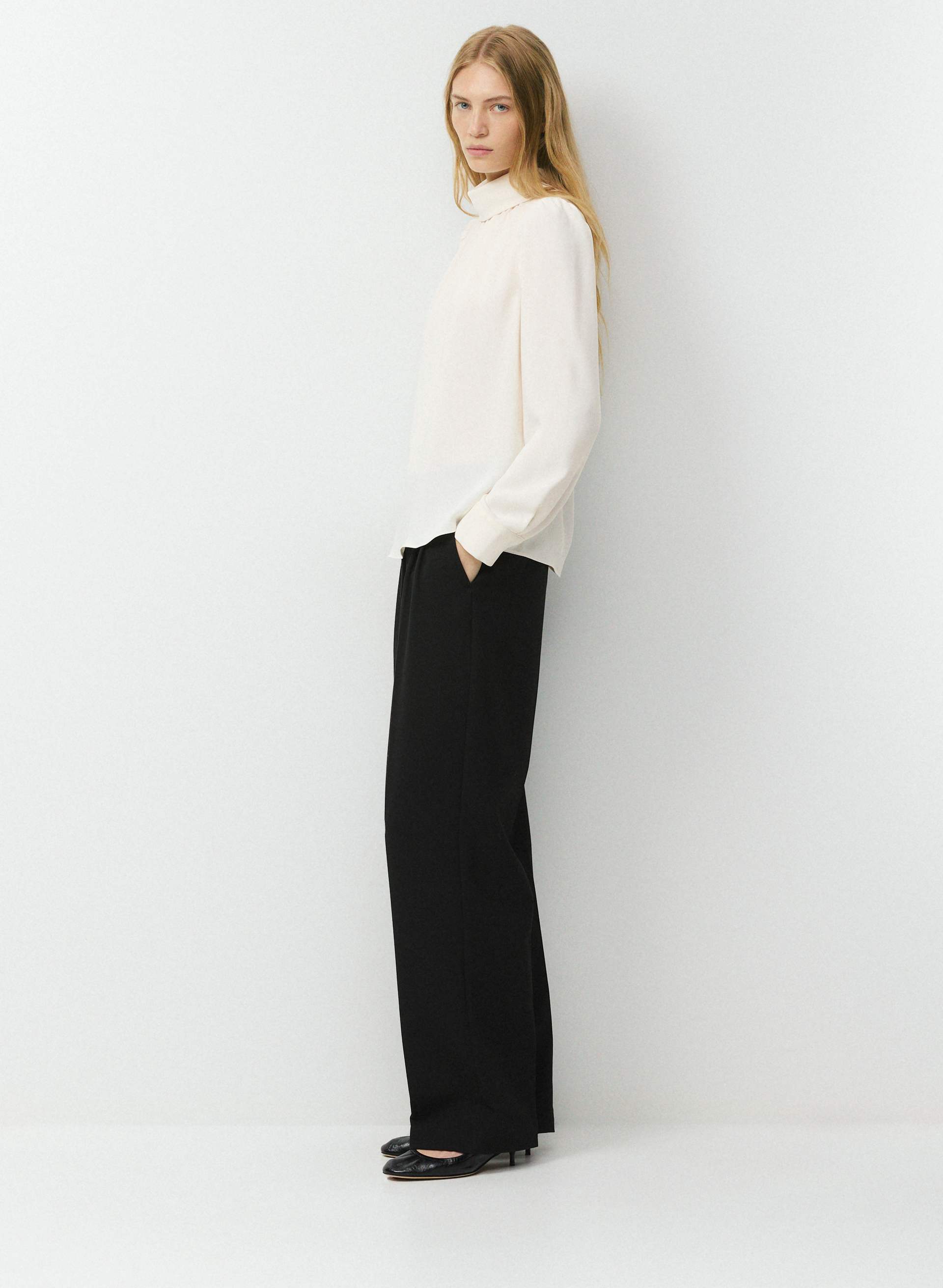 MADISELLE BLOUSE | Aritzia