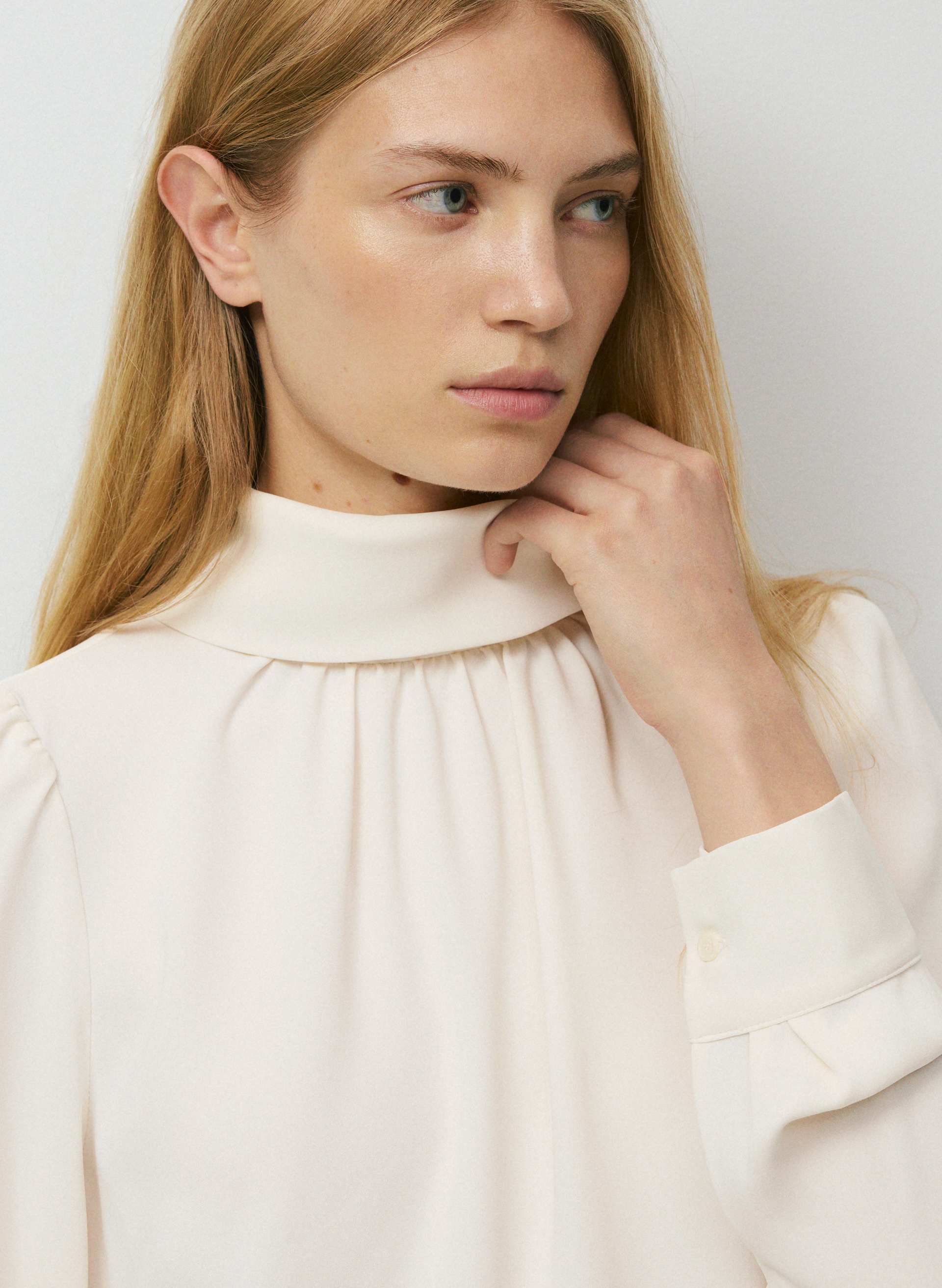 MADISELLE BLOUSE | Aritzia