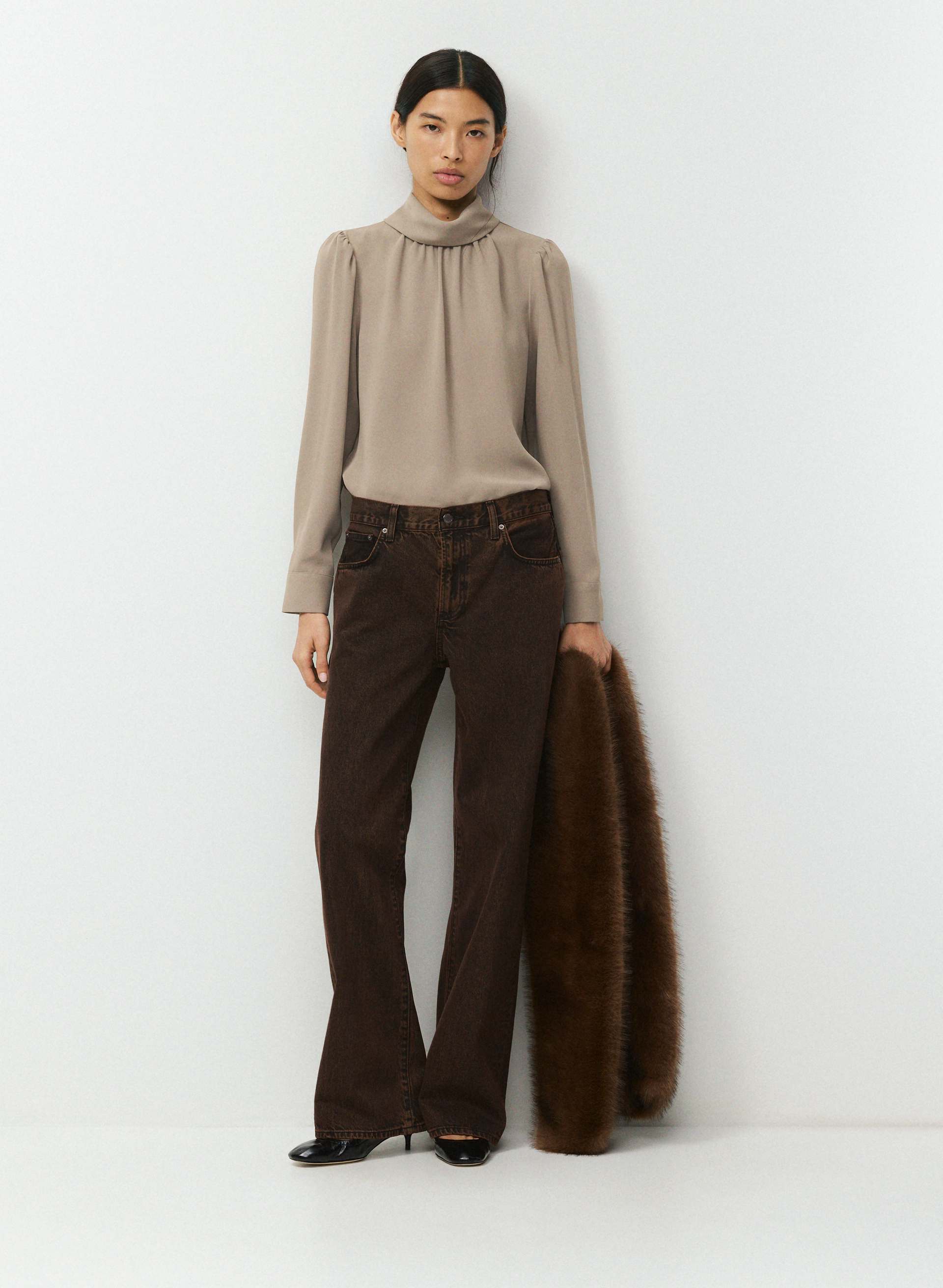 MADISELLE BLOUSE - Matte satin mockneck blouse. 