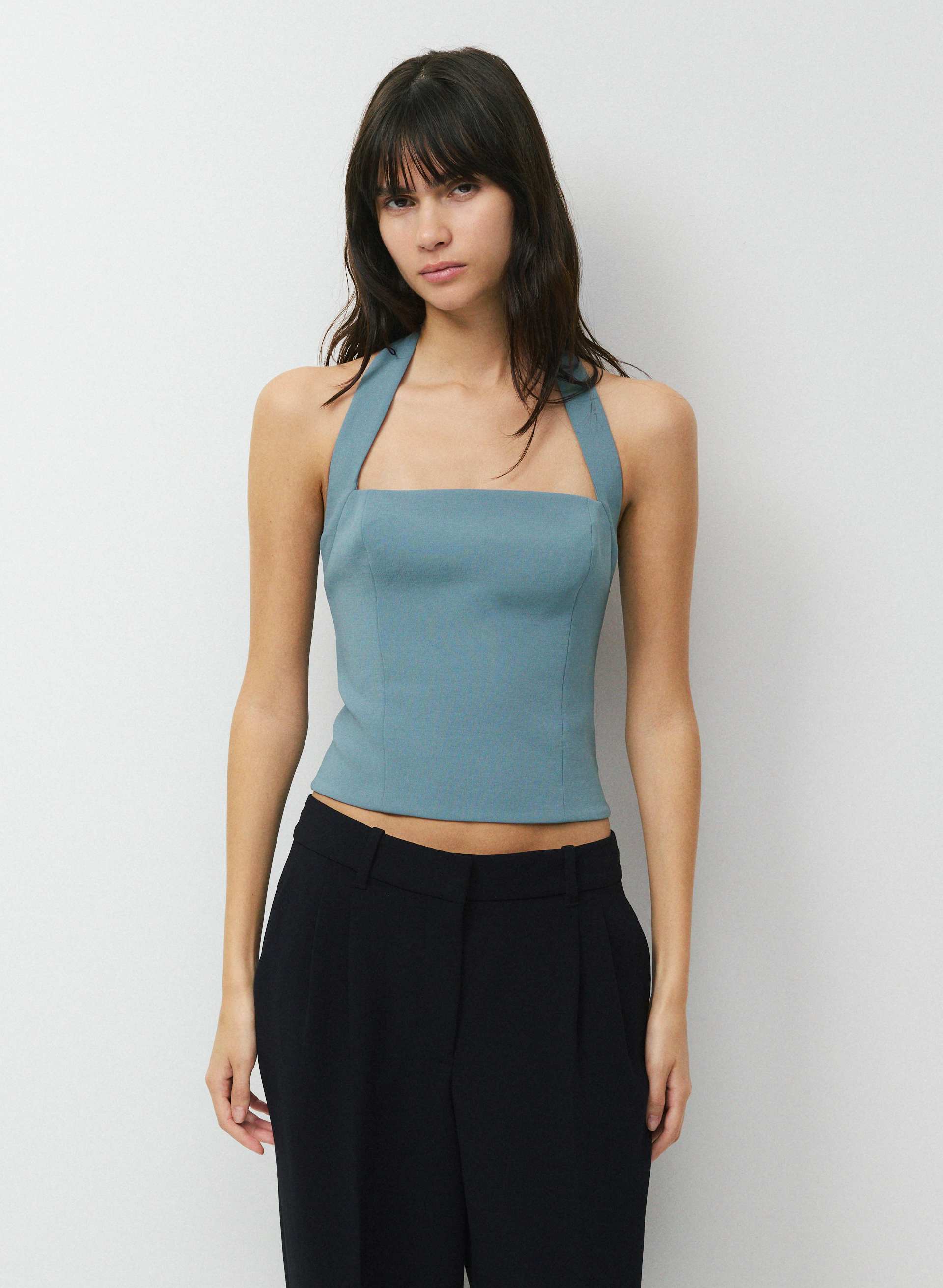 トップス S halter flow tops theredthered Whisper Halter Top - Crepette™ | Aritzia US