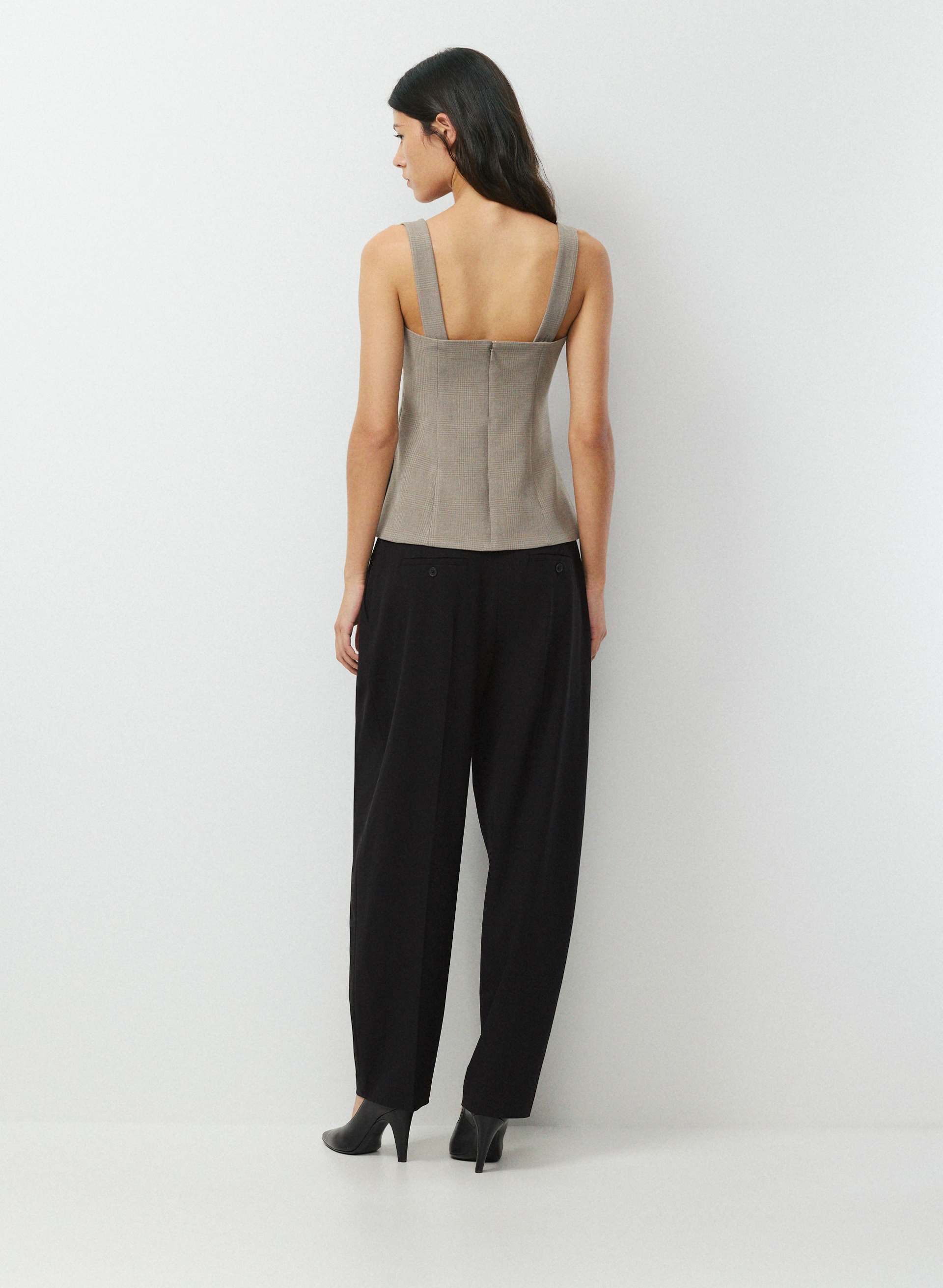 COLUMNIST TOP | Aritzia
