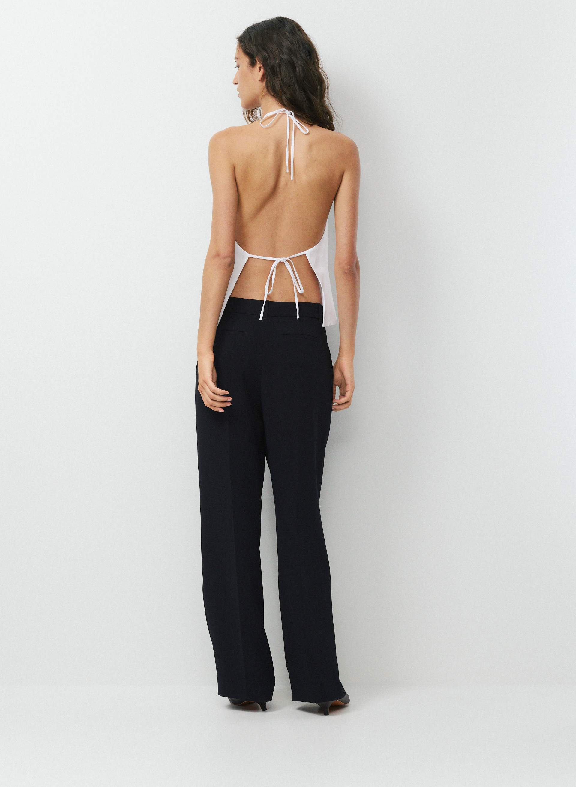 新作overdueflair STRAP HALTER TOP 新作overdueflair STRAP HALTER TOP Sultry Trend Buckle Strap Halter