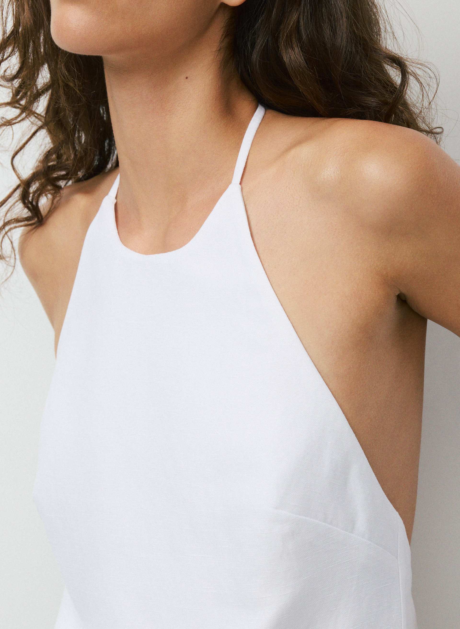 Earnshaw Halter Top - CruiseLinen™ | Aritzia US