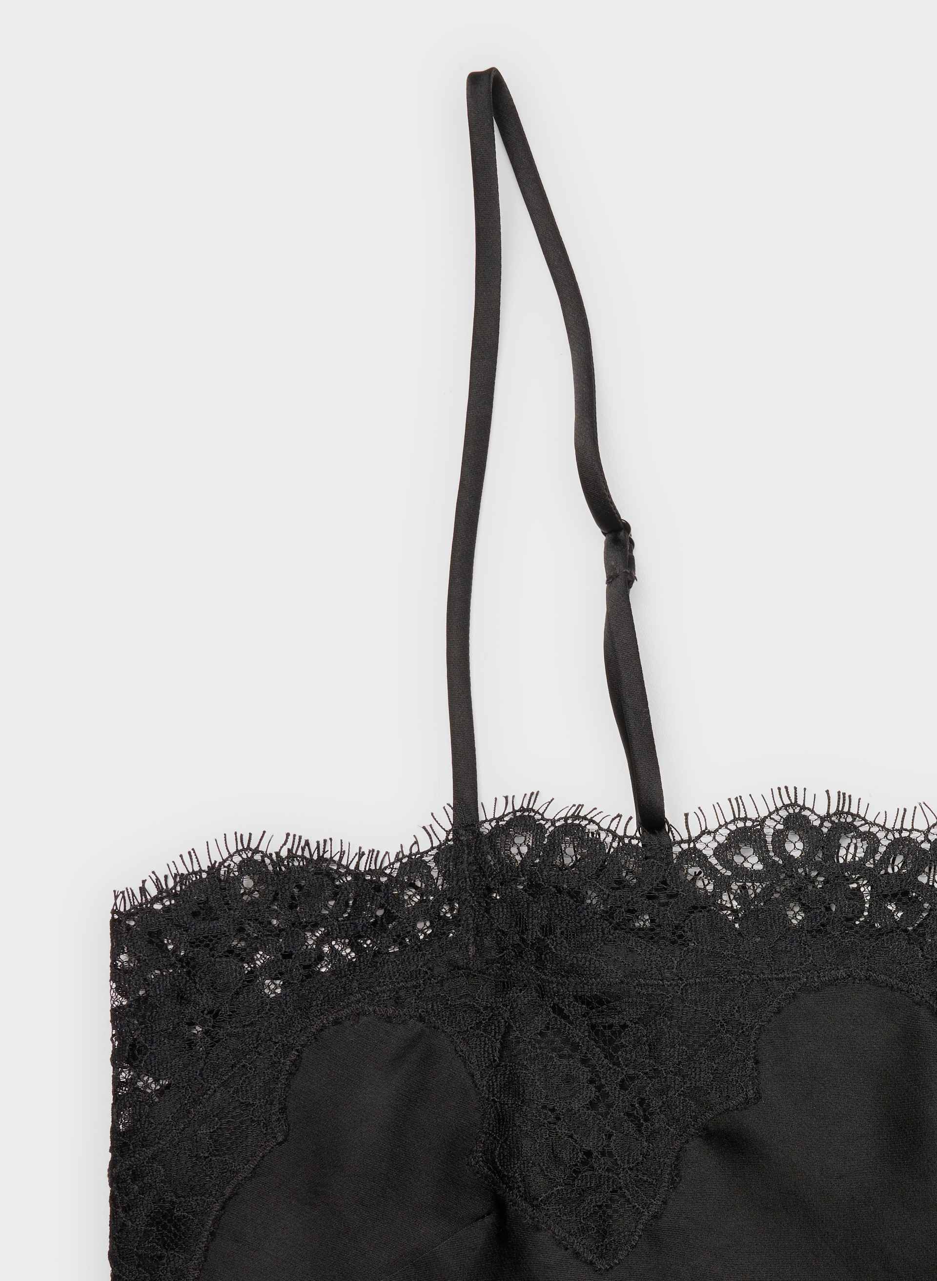 CAMISOLE GRENACHE EN SATIN | Aritzia