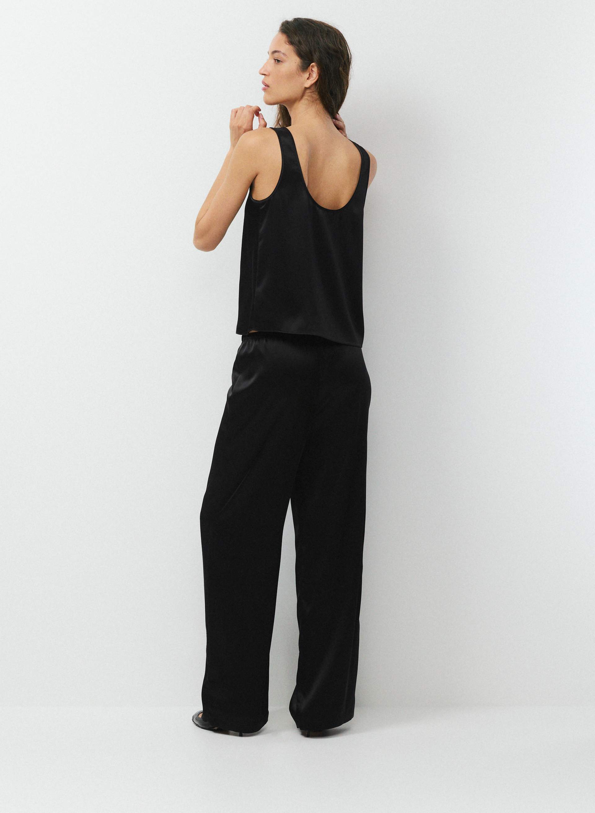 ASSET SATIN TOP | Aritzia