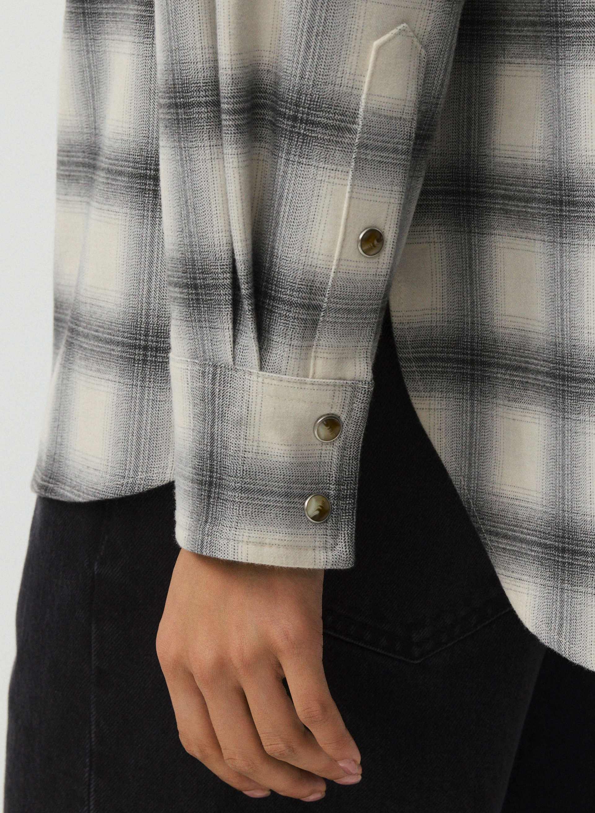 POSTBOX SHIRT | Aritzia