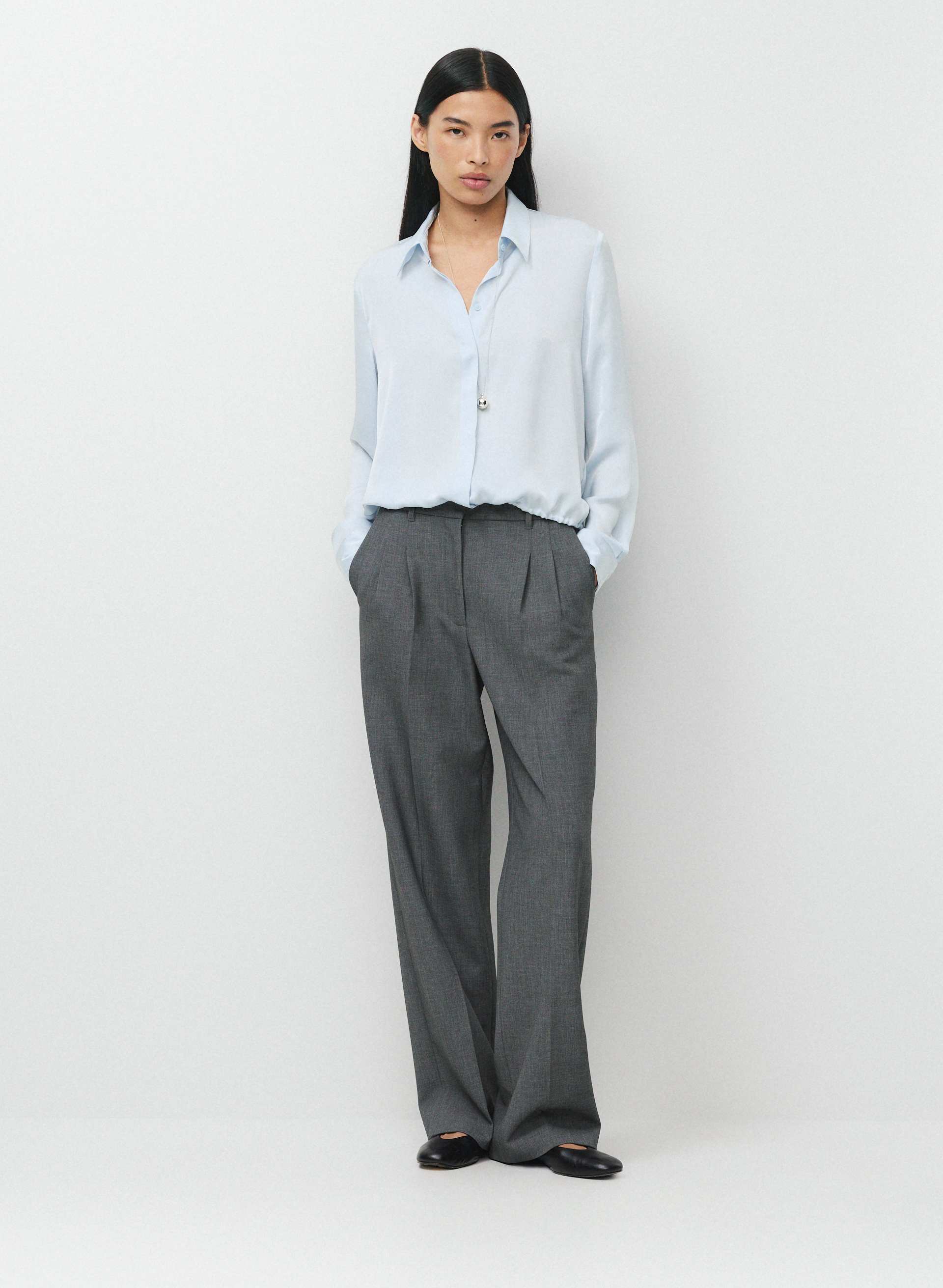 VANTAGE SATIN BLOUSE | Aritzia