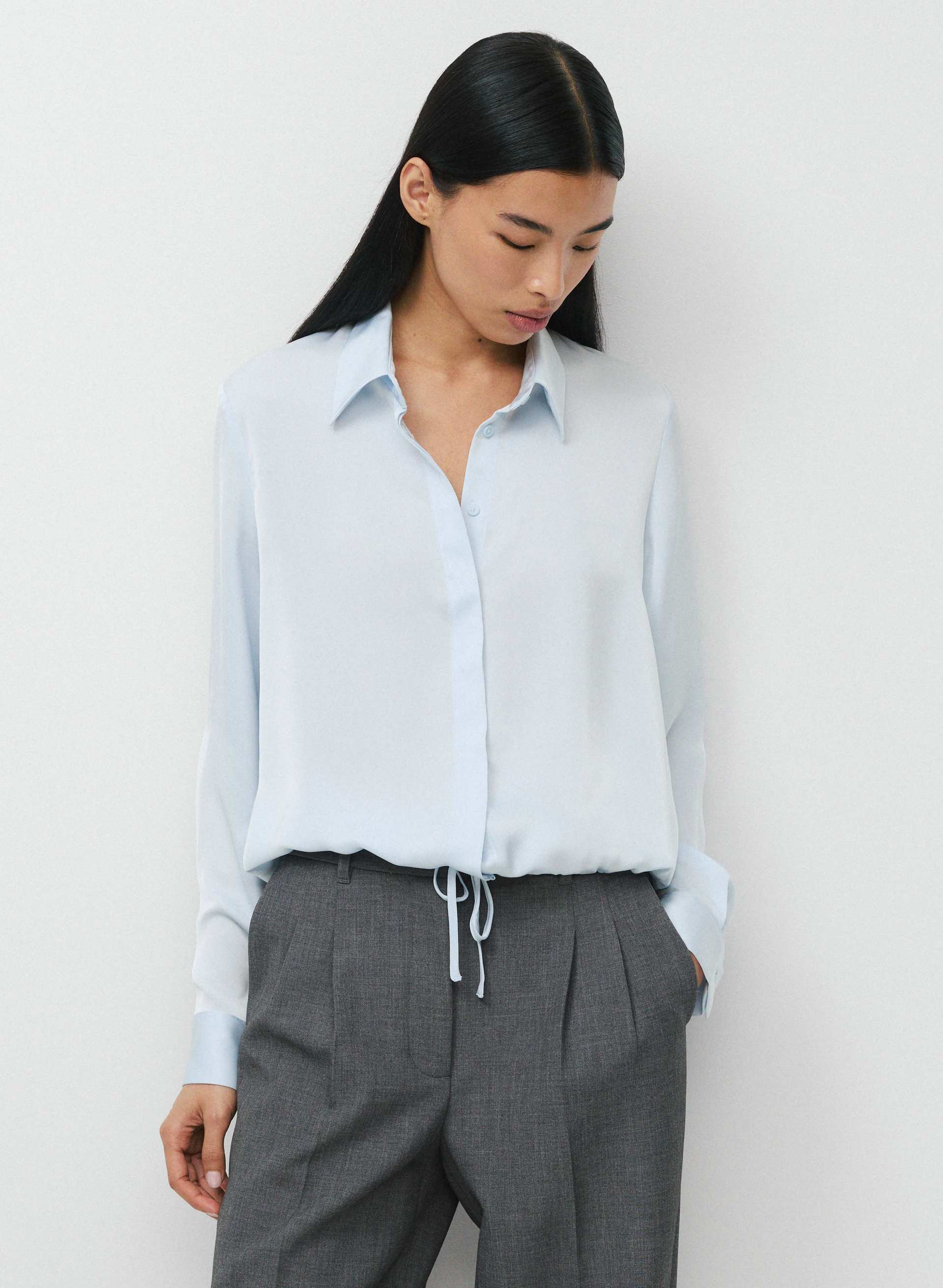 VANTAGE SATIN BLOUSE | Aritzia