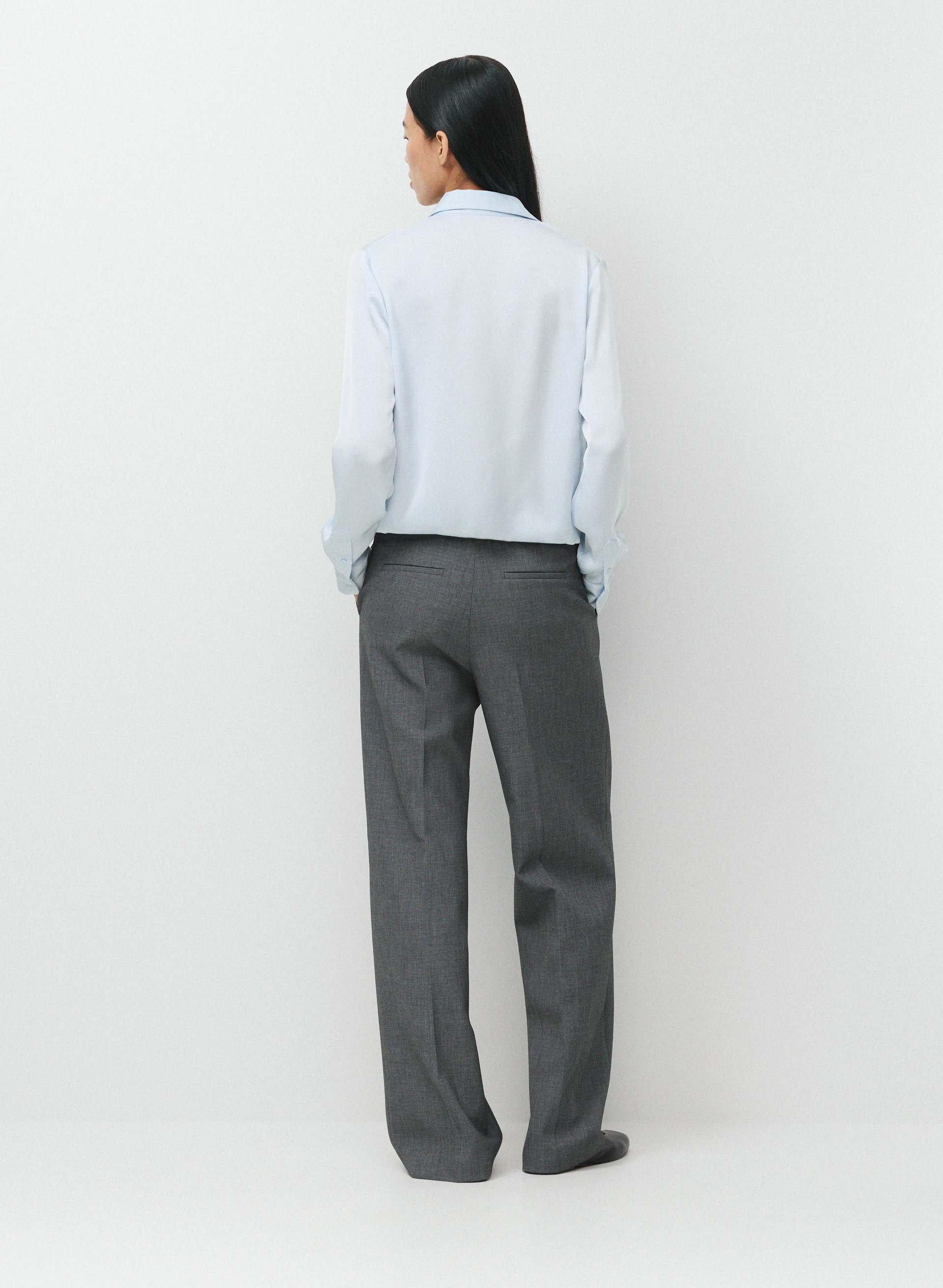 VANTAGE SATIN BLOUSE | Aritzia