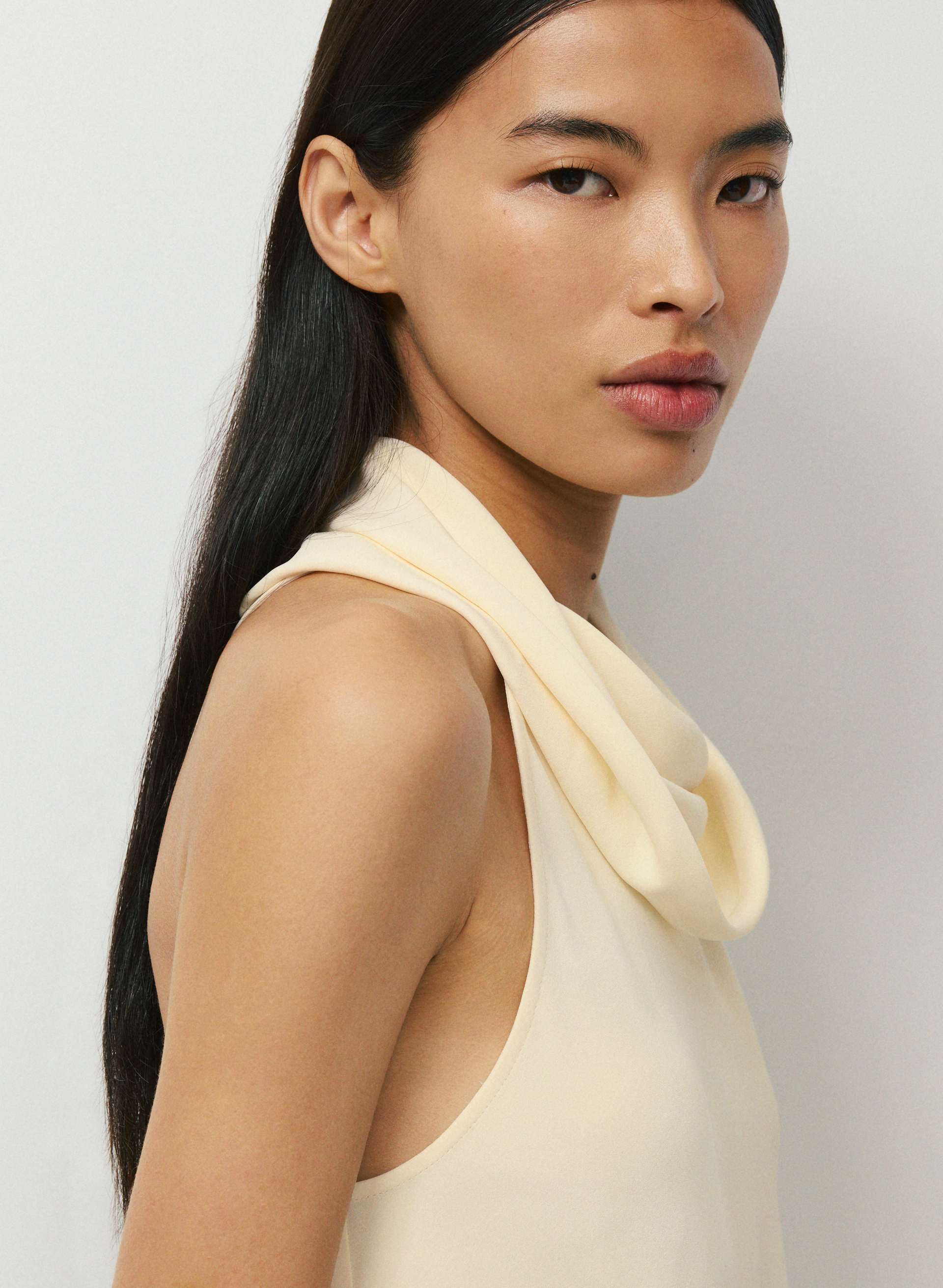 INSTIGATE TOP | Aritzia