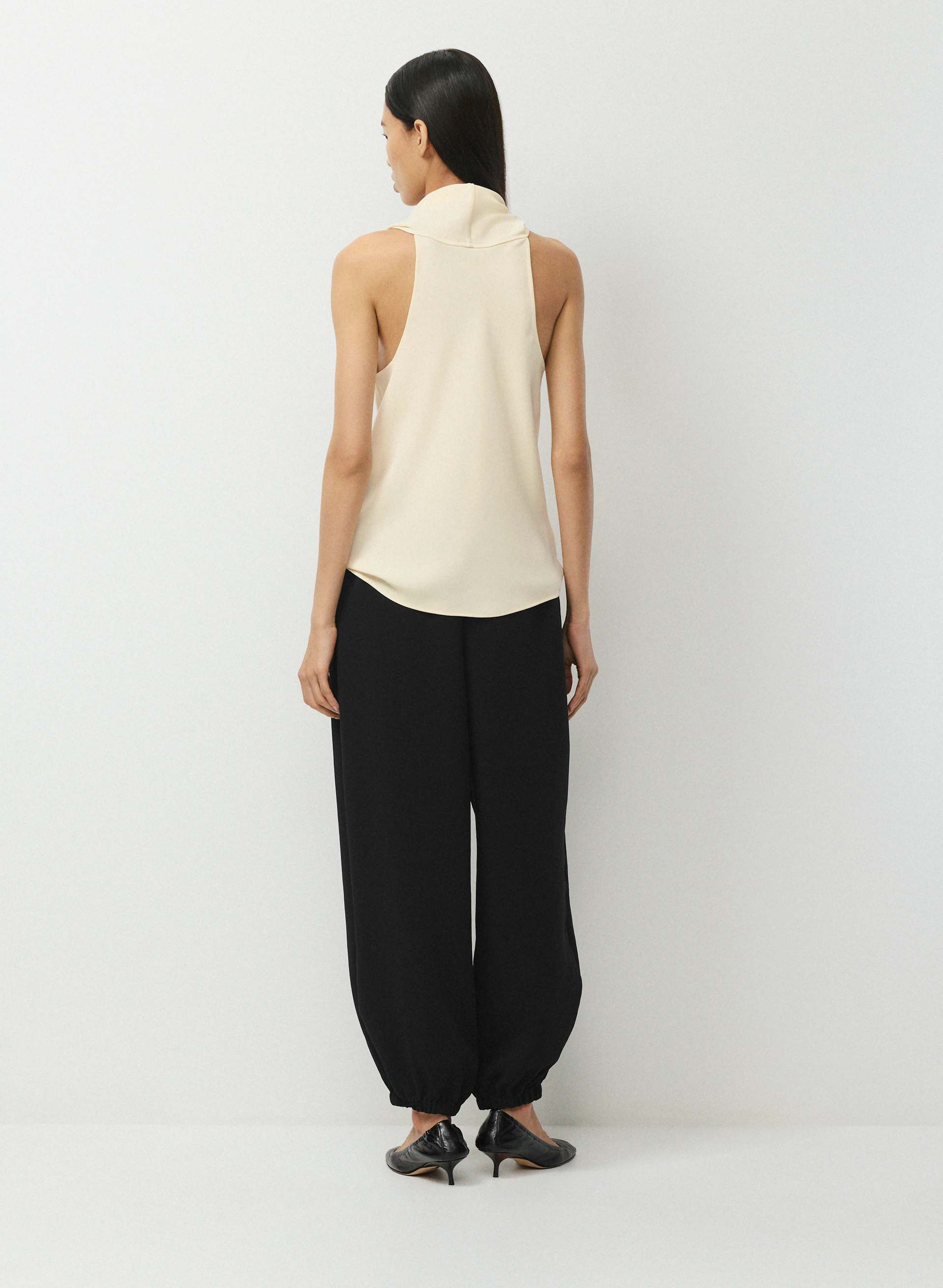 INSTIGATE TOP | Aritzia