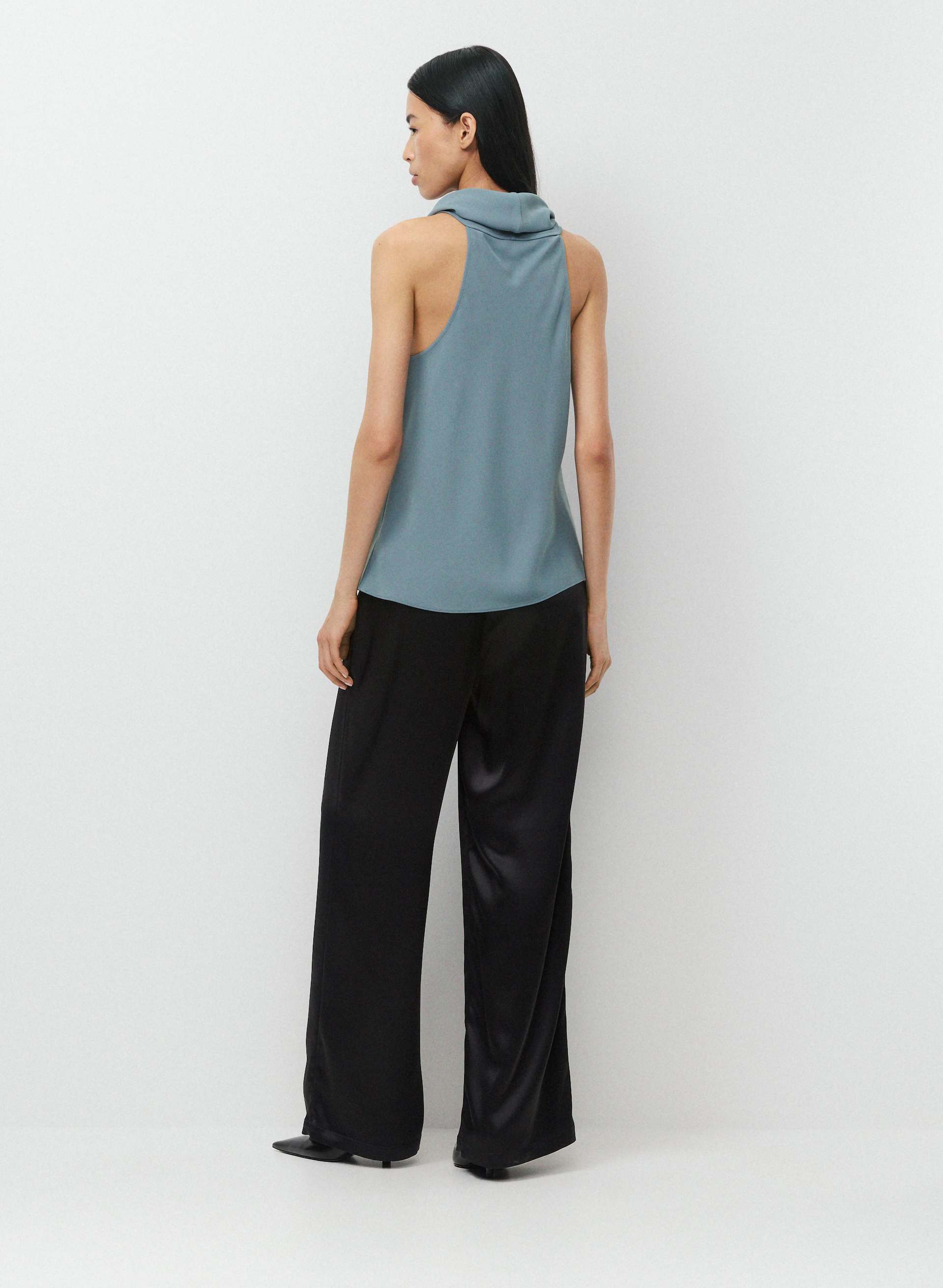 INSTIGATE TOP | Aritzia