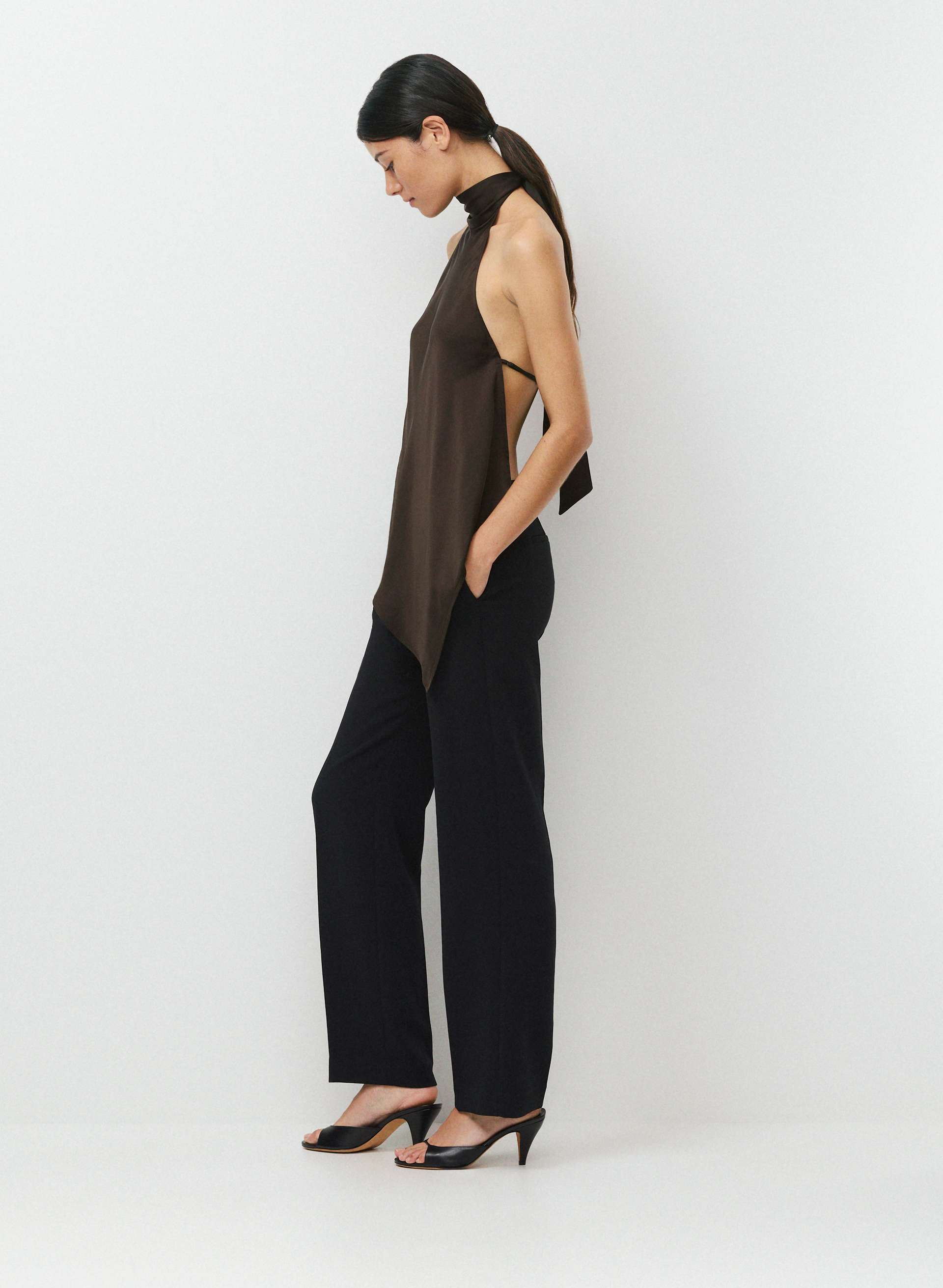 REFINE SHINE™ REVEL HALTER TOP | Aritzia