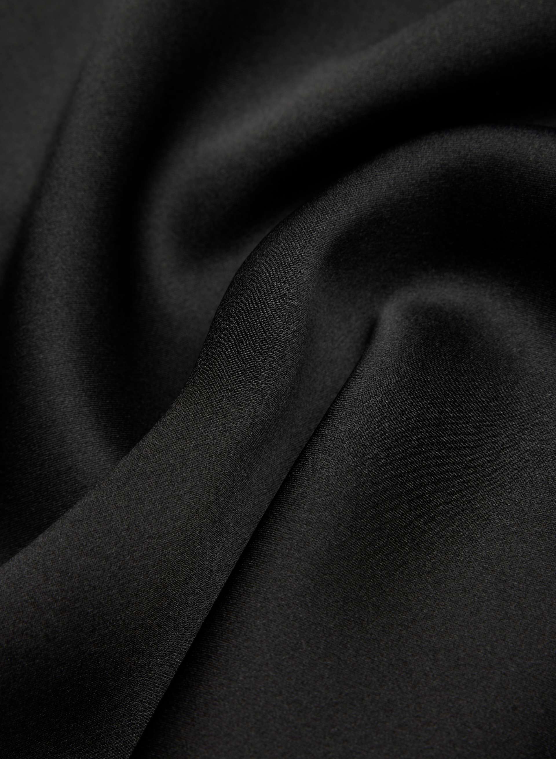 MEDIAN SILK CAMISOLE | Aritzia