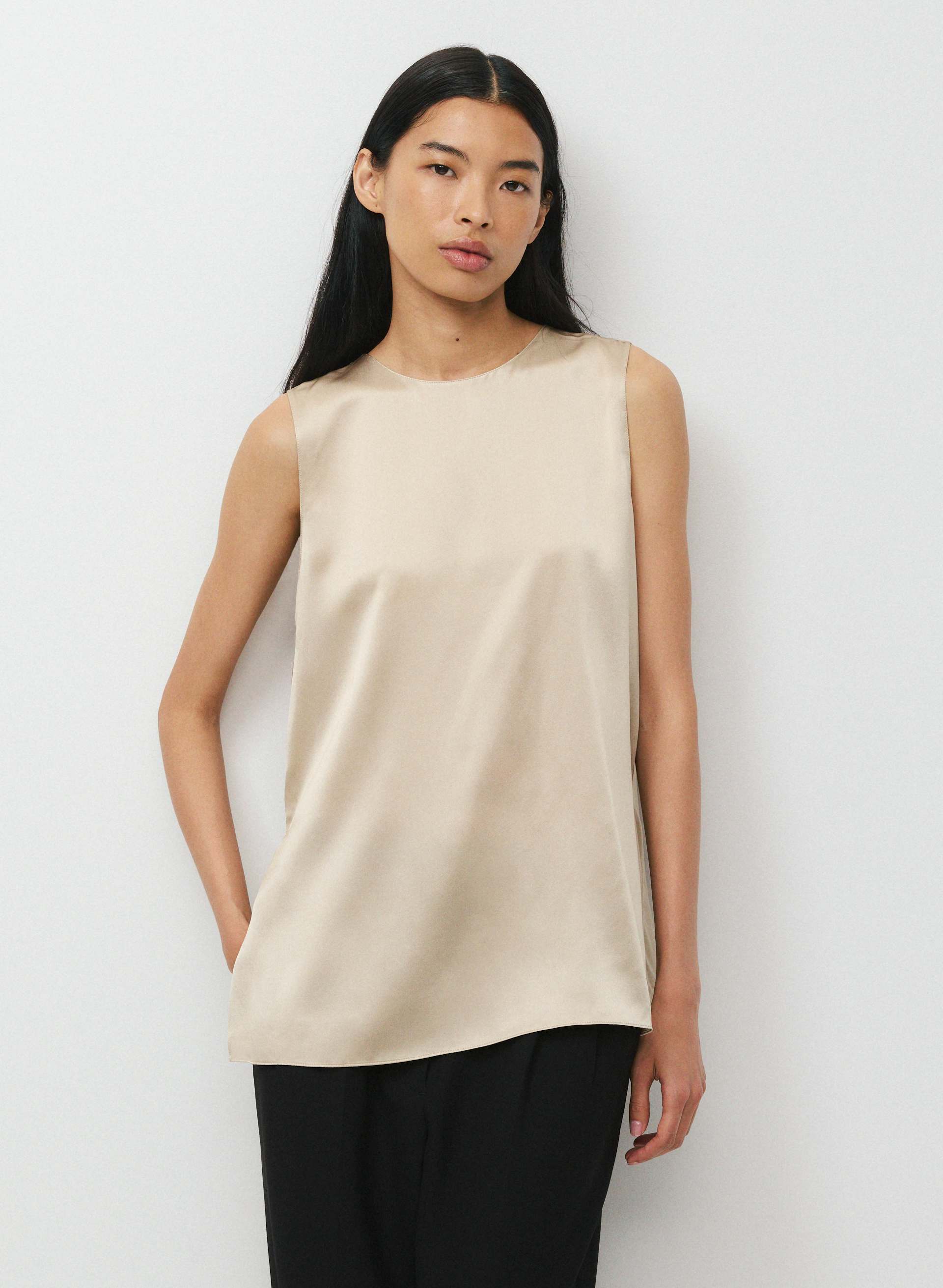 BOROUGH SILK TOP | Aritzia