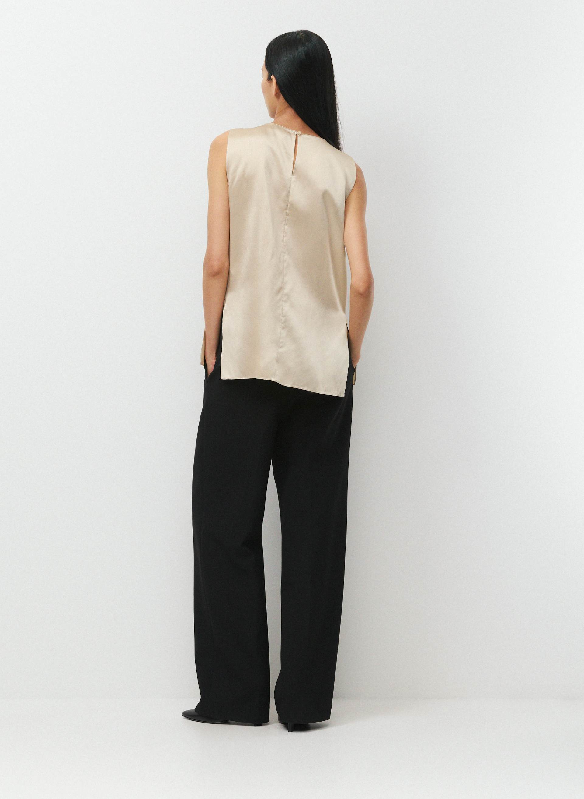 BOROUGH SILK TOP | Aritzia