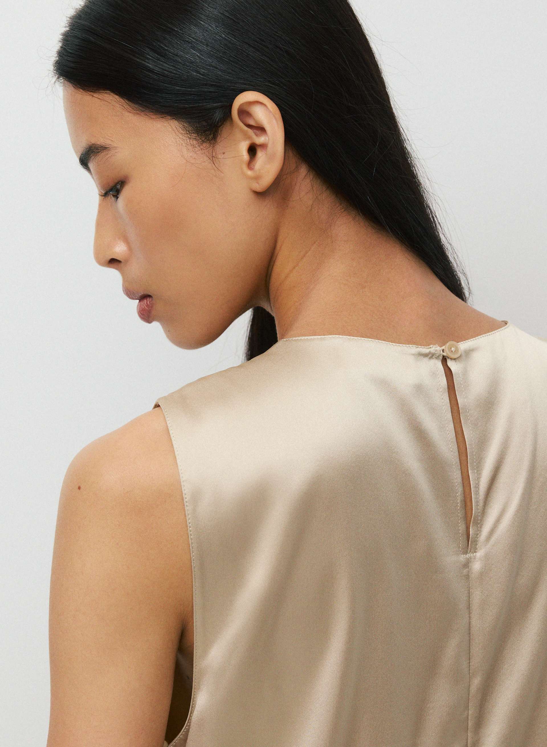 BOROUGH SILK TOP | Aritzia