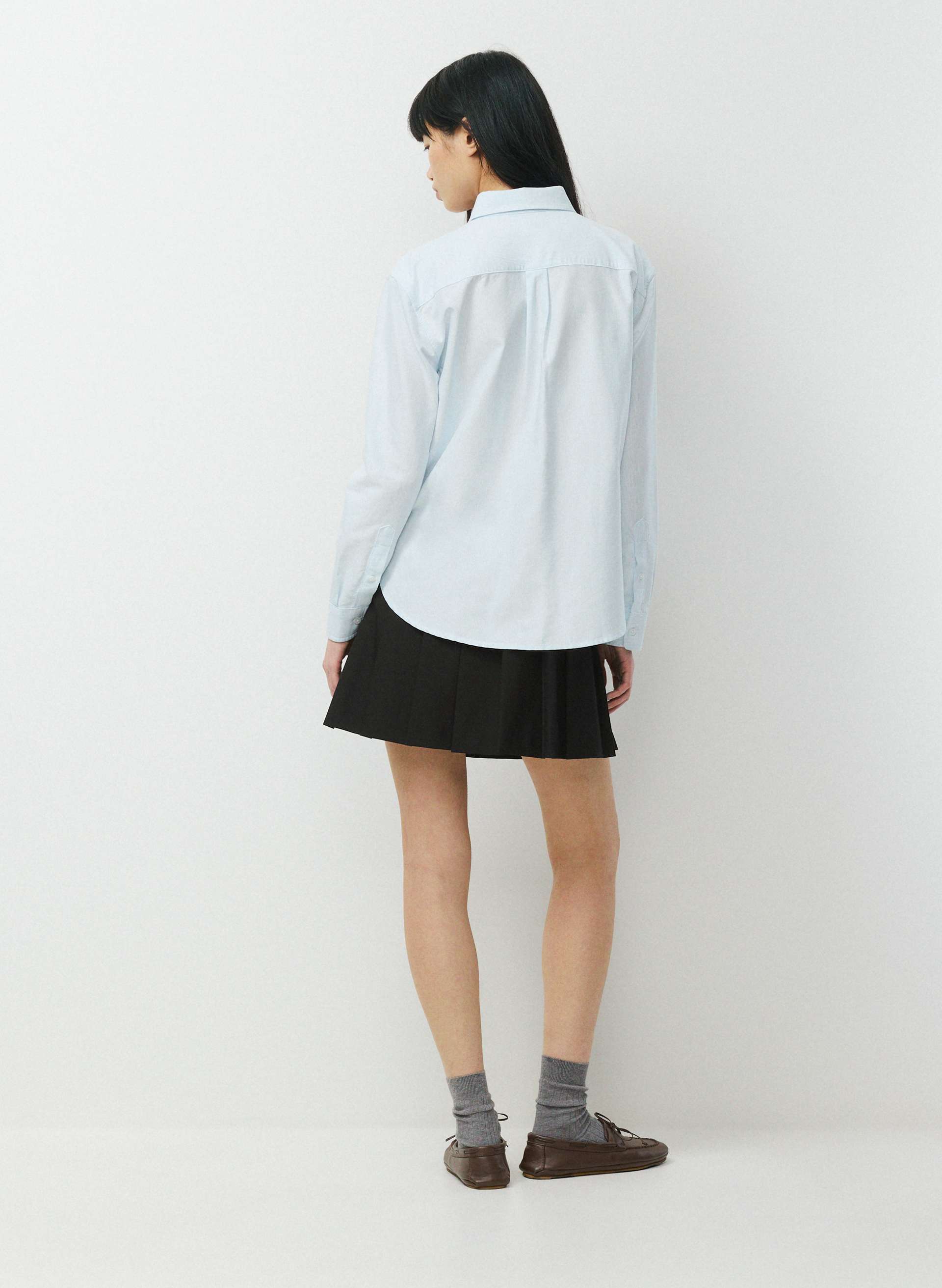 BOOKISH OXFORD SHIRT | Aritzia