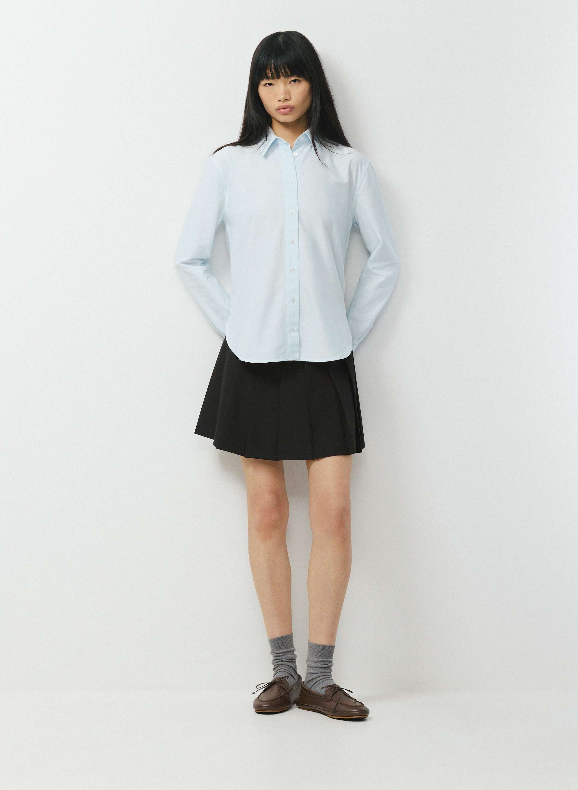 BOOKISH OXFORD SHIRT | Aritzia