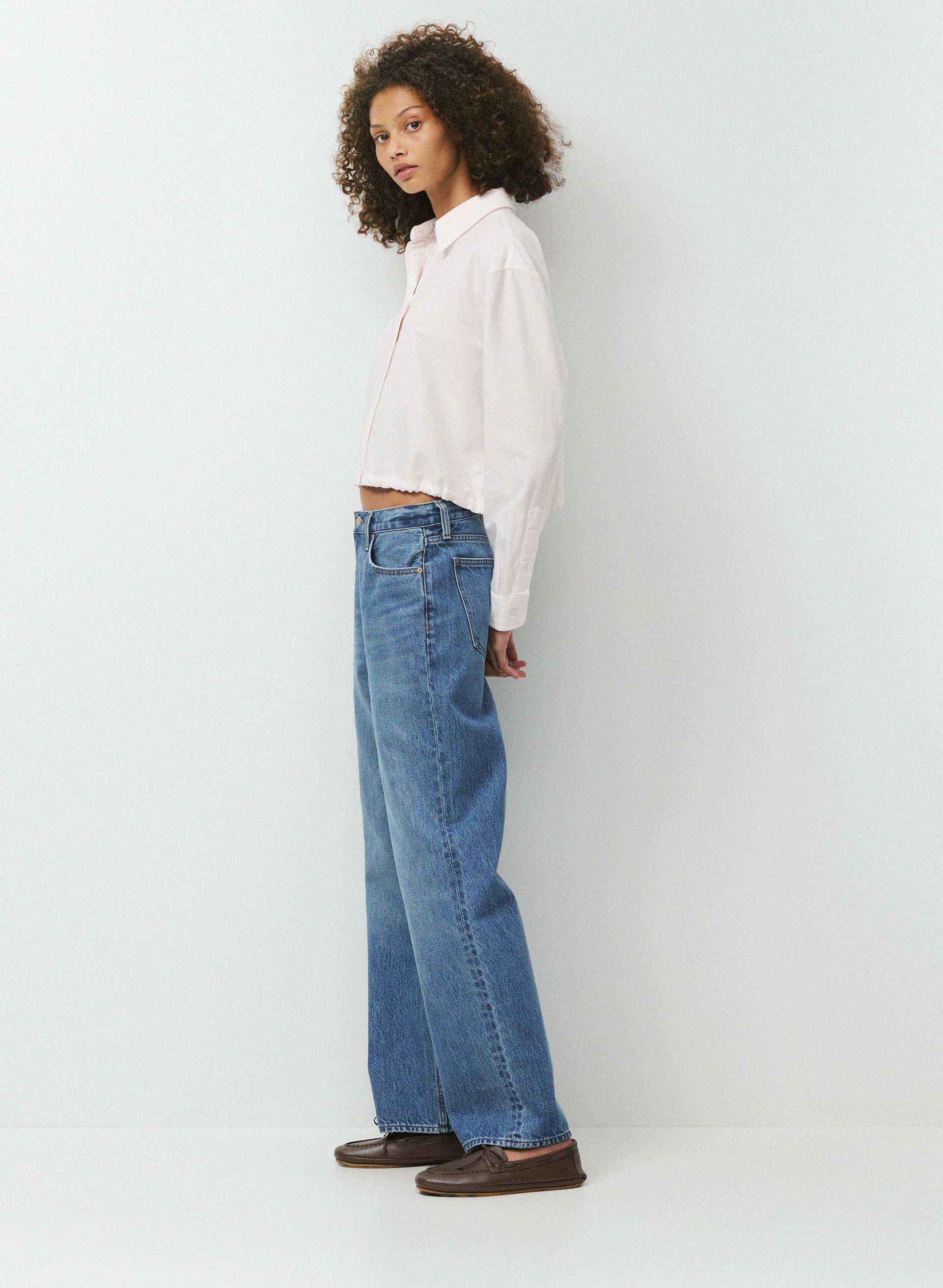 NOVELLA OXFORD SHIRT | Aritzia