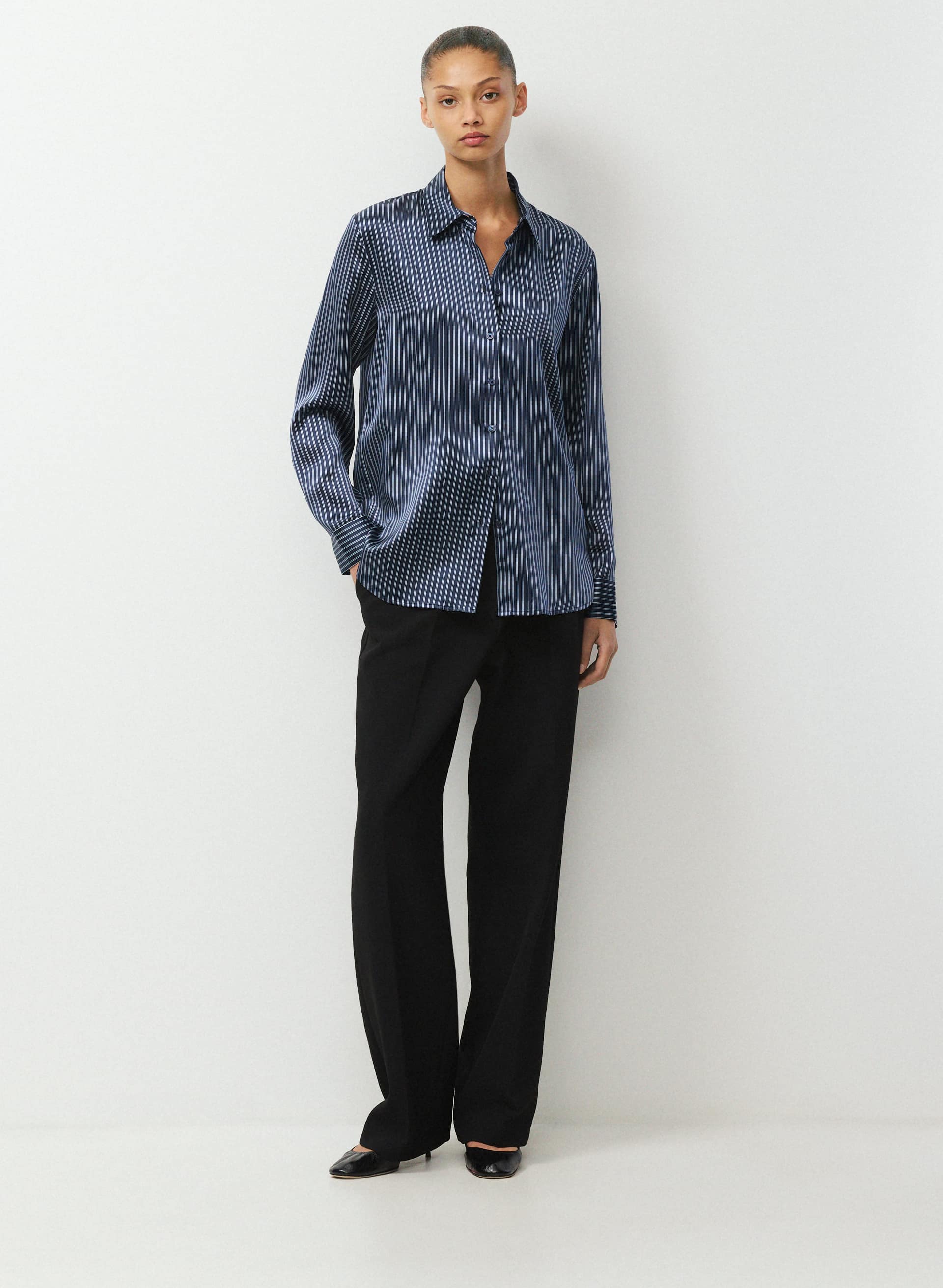 FORECAST SILK SHIRT | Aritzia