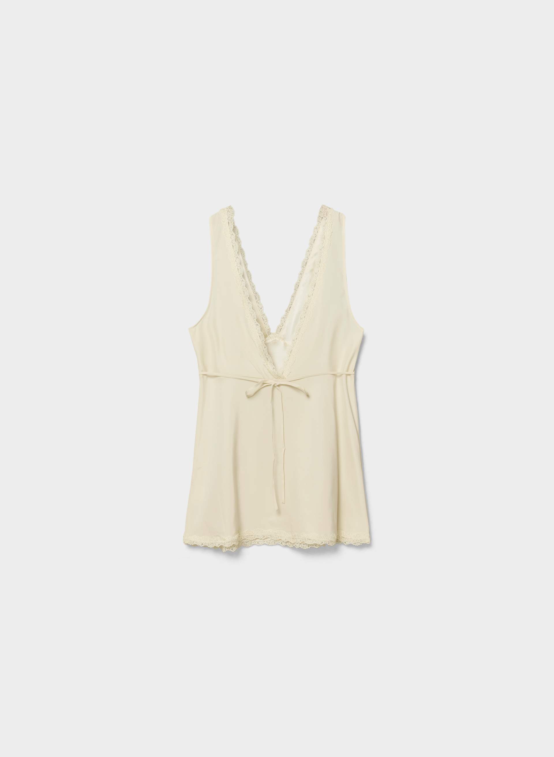 HAUT SÉRÉNADE EN SOIE | Aritzia