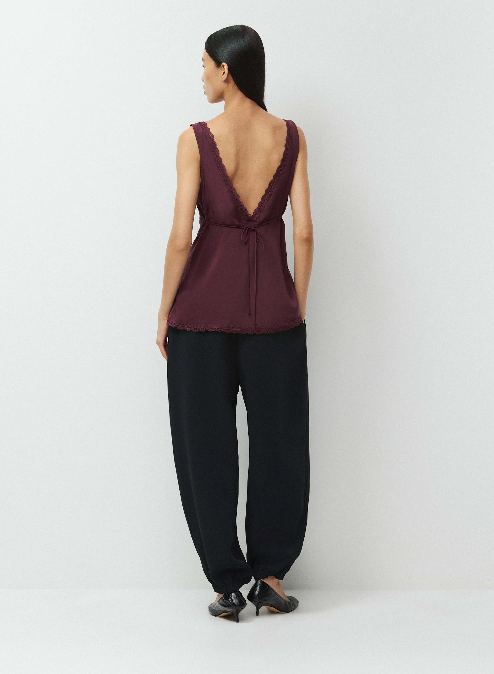 SERENADE SILK TOP | Aritzia