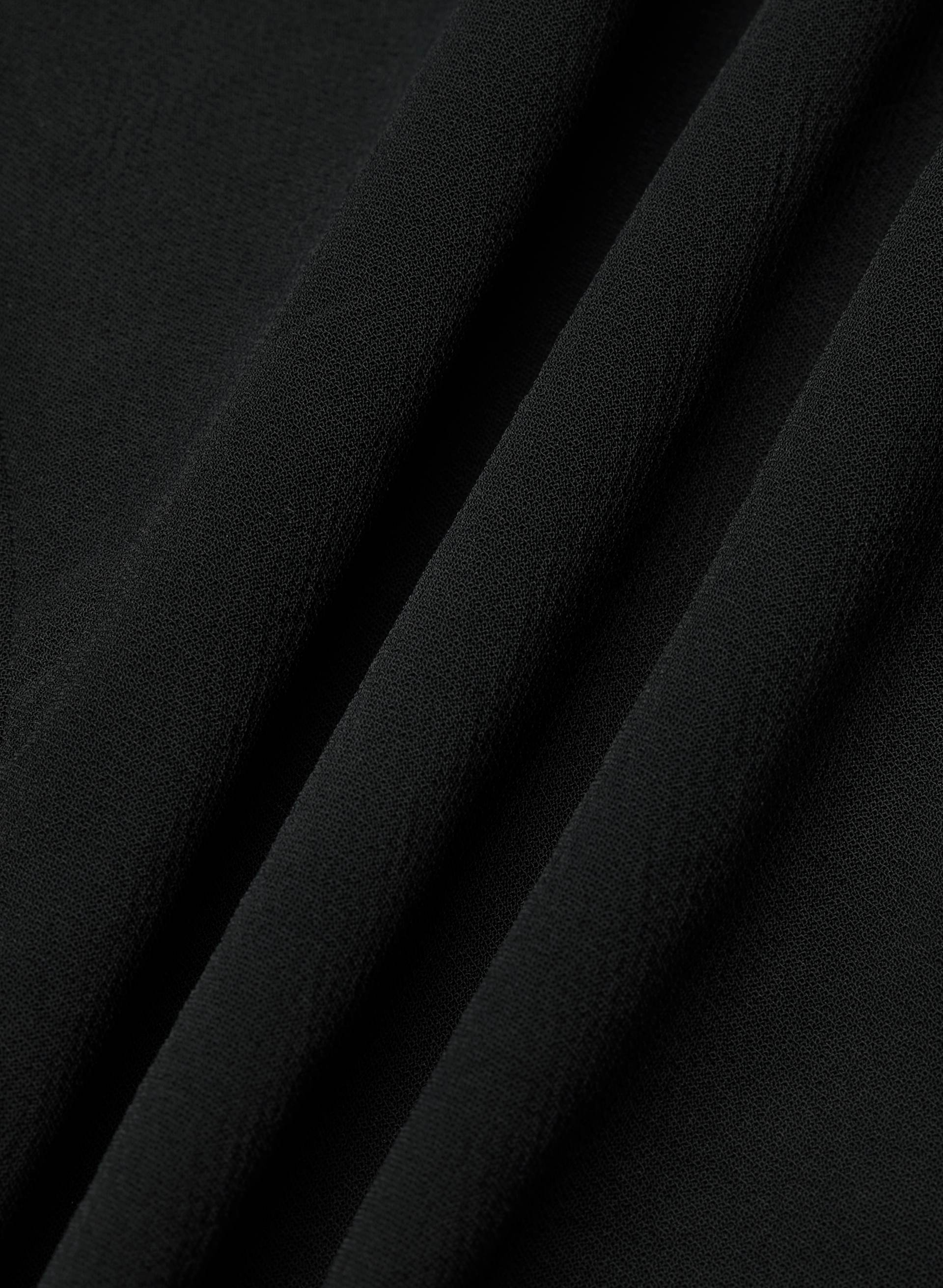 PANELIST TOP | Aritzia