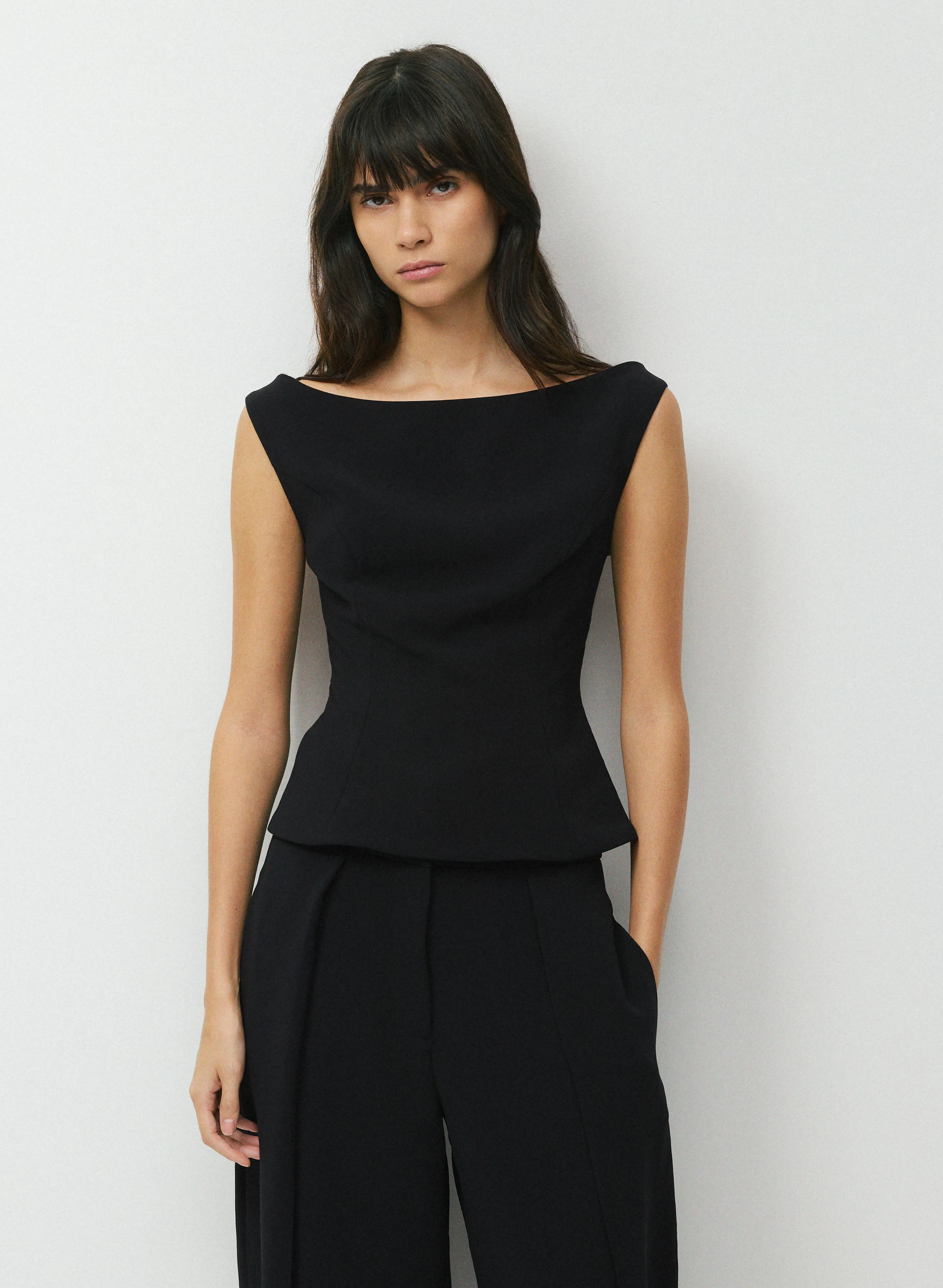 PANELIST TOP | Aritzia
