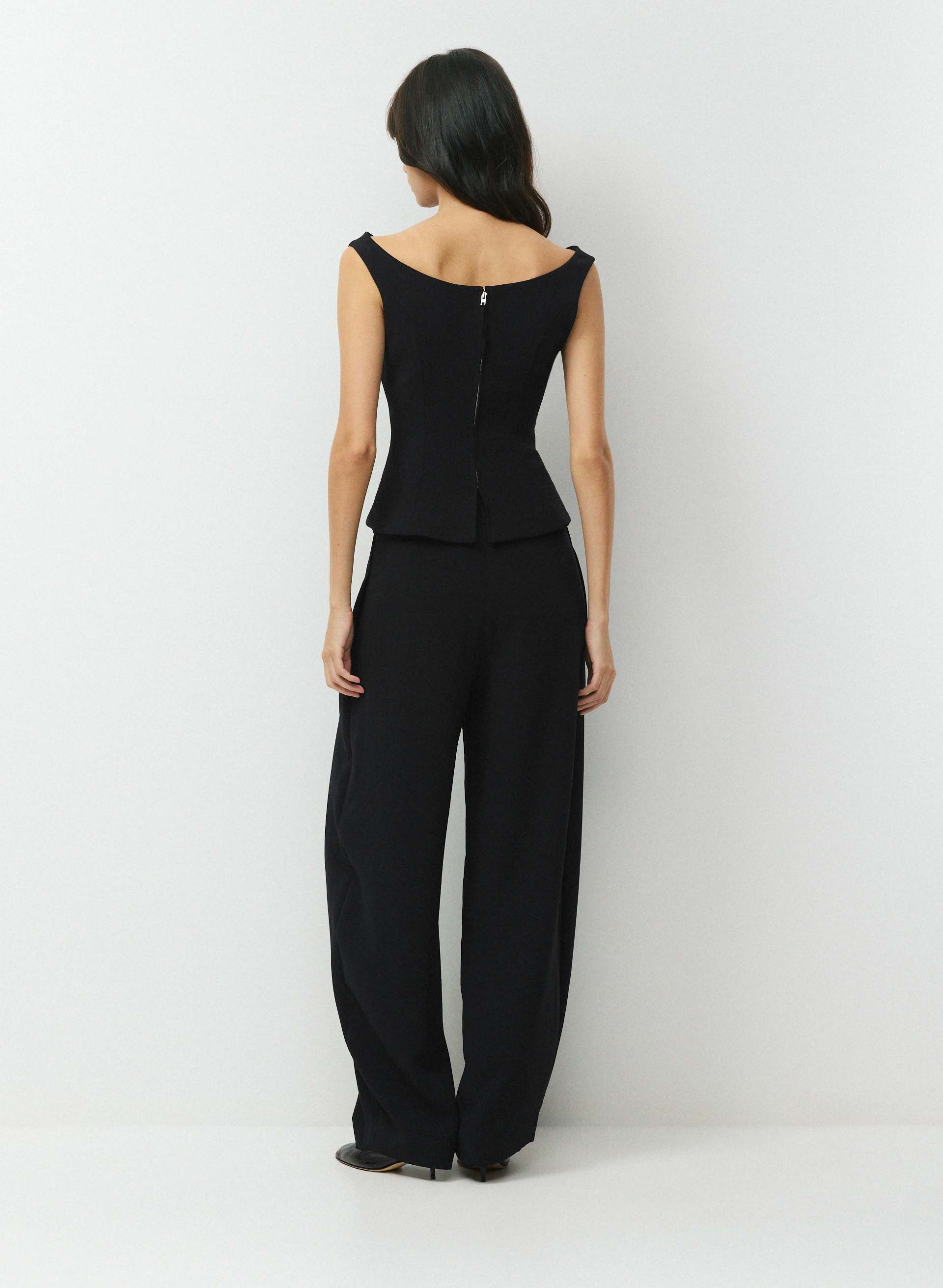 PANELIST TOP | Aritzia