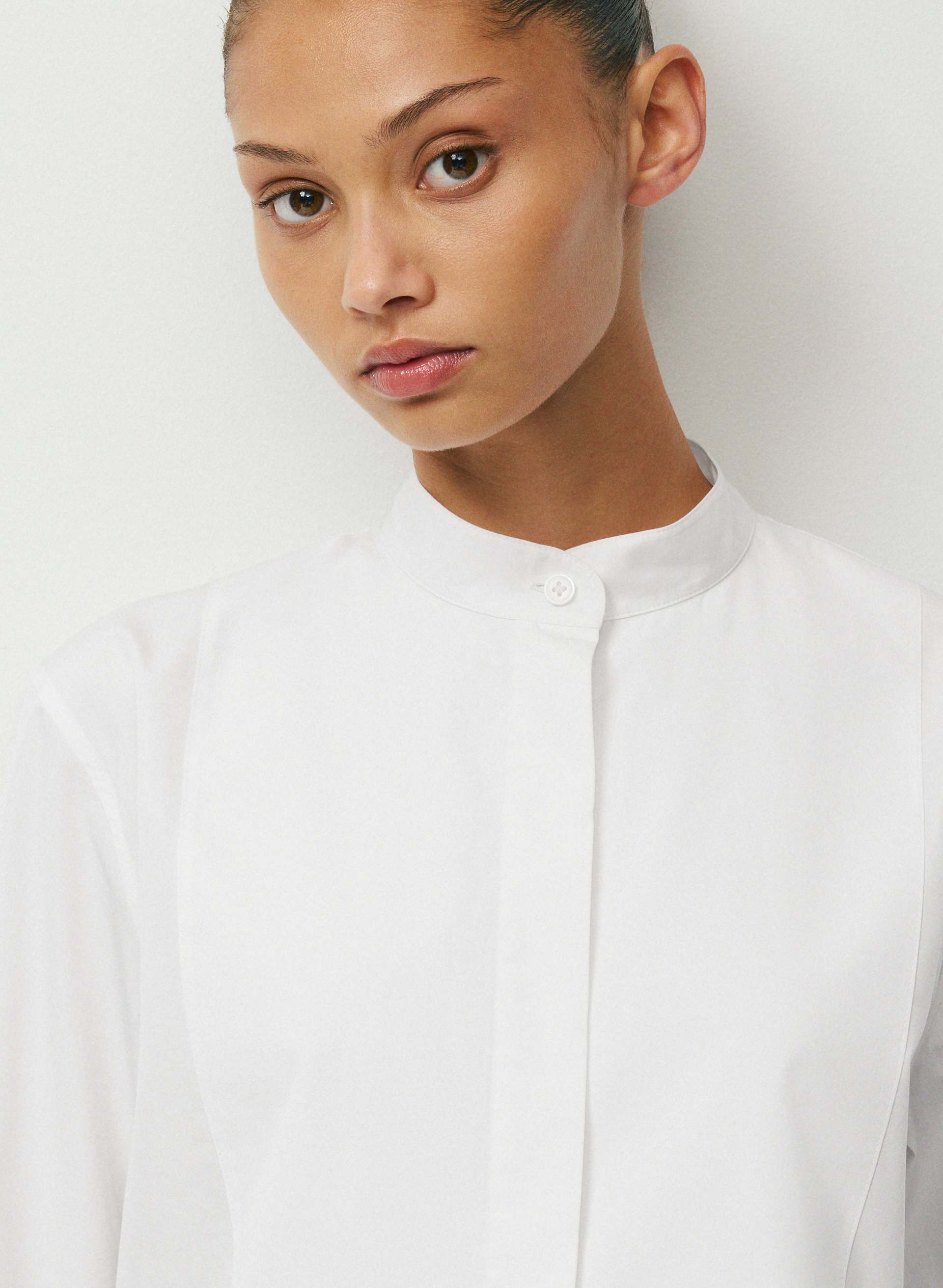 DISTRICT POPLIN SHIRT | Aritzia