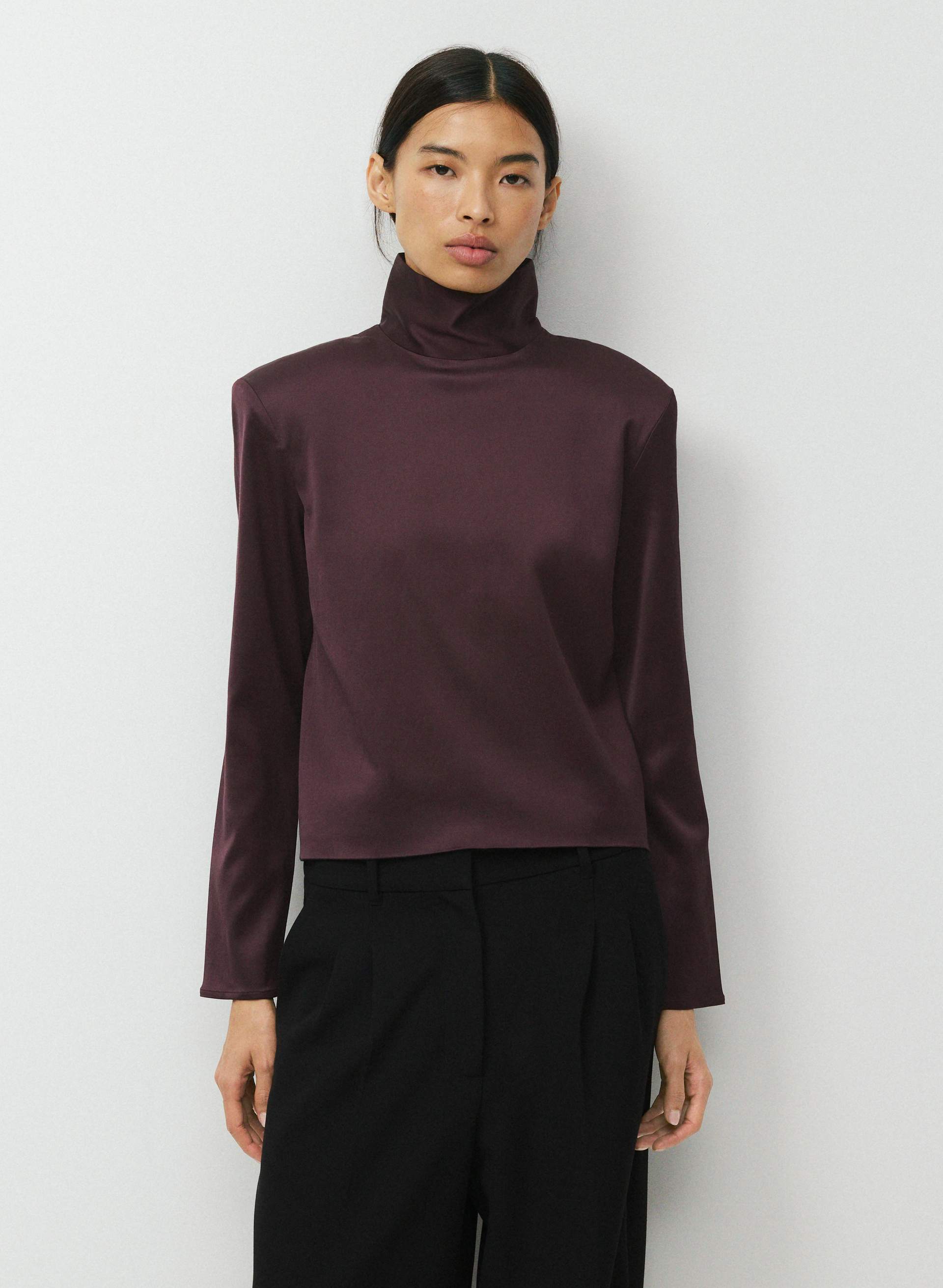 BLOUSE VASSAR EN SATIN | Aritzia