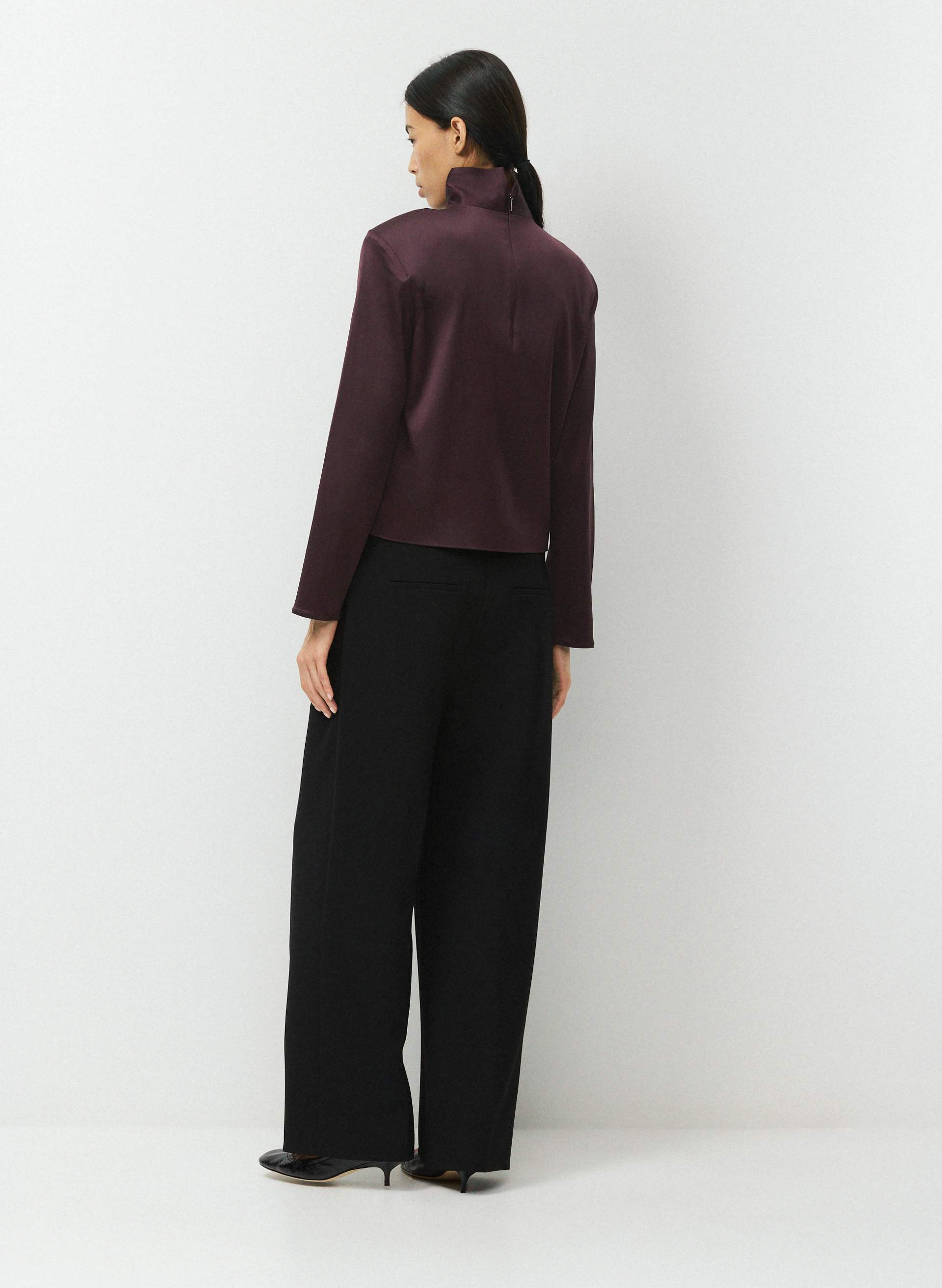 BLOUSE VASSAR EN SATIN | Aritzia