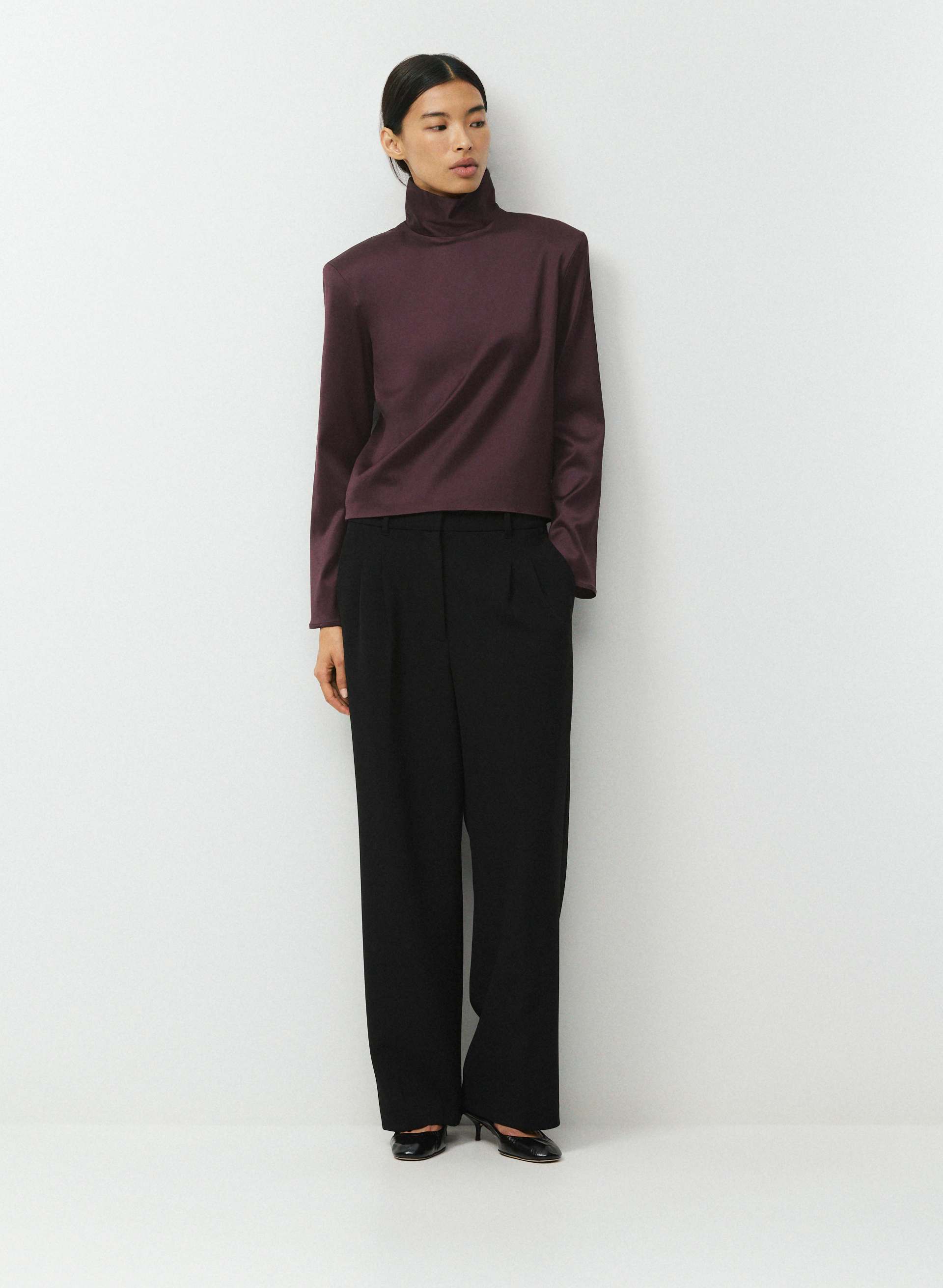 BLOUSE VASSAR EN SATIN | Aritzia