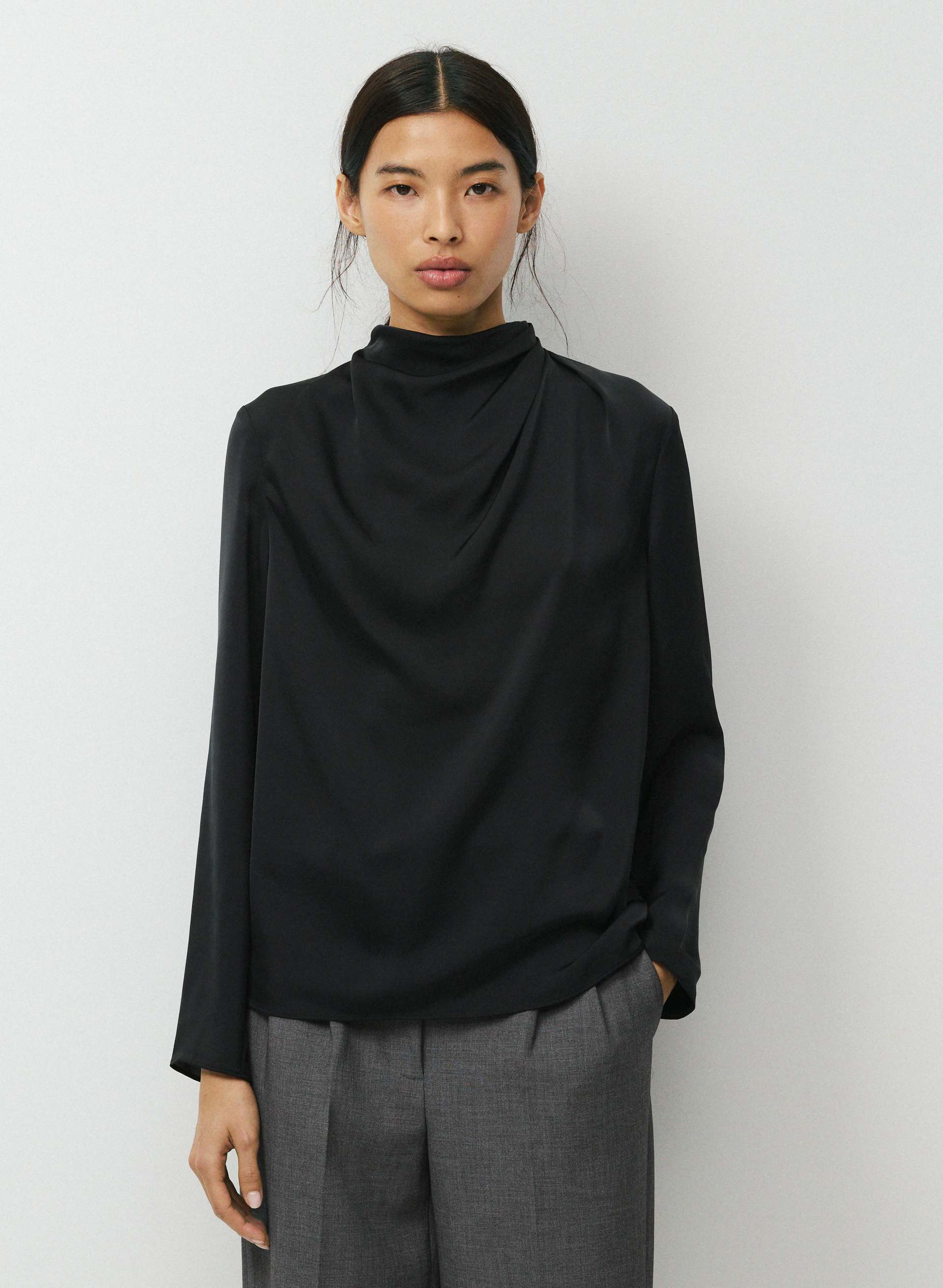 NOMINEE SATIN LONGSLEEVE BLOUSE | Aritzia