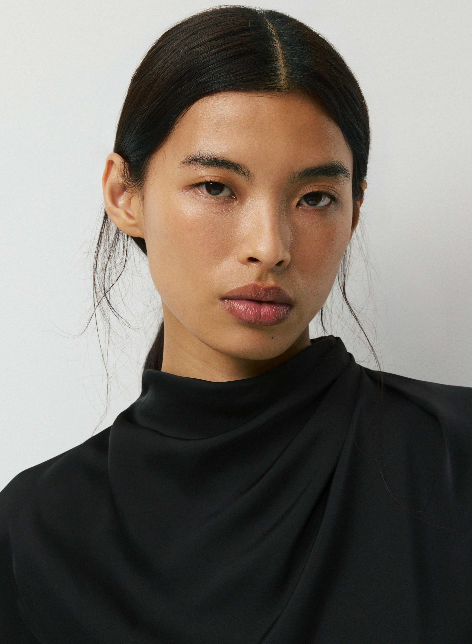 NOMINEE SATIN LONGSLEEVE BLOUSE | Aritzia