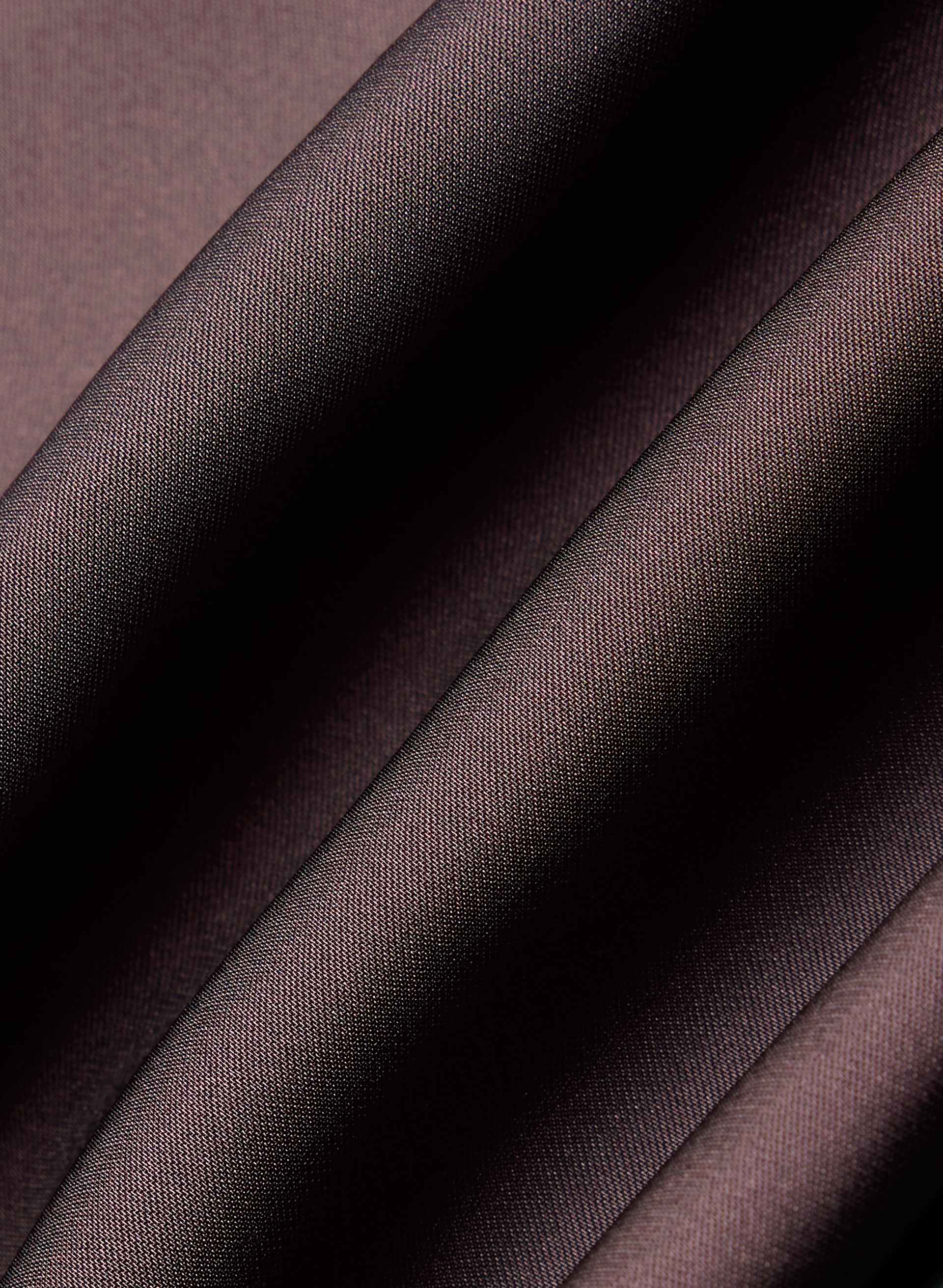 BLOUSE NOMINÉE À MANCHES LONGUES EN SATIN | Aritzia