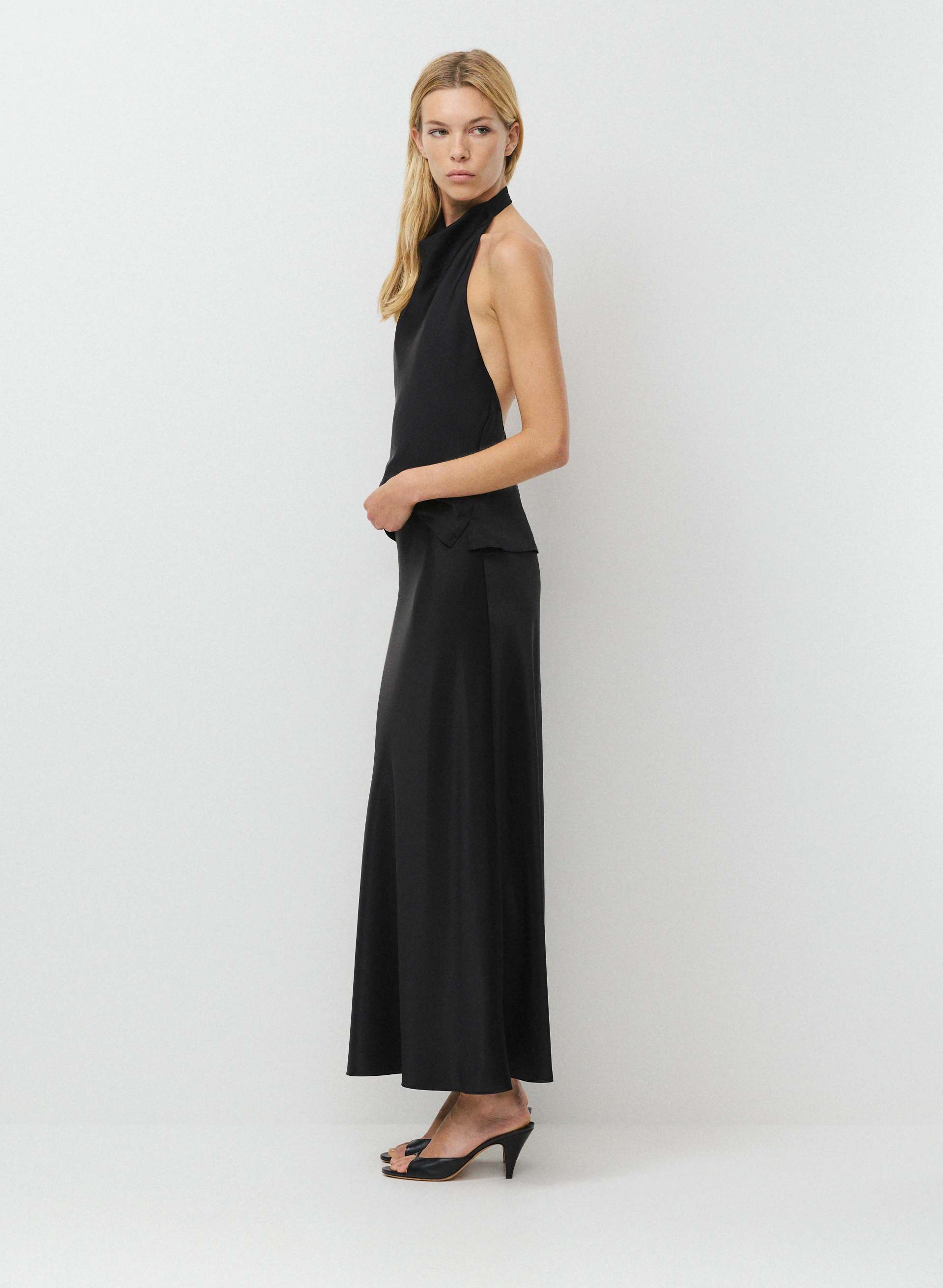 AUDIENCE SATIN HALTER TOP - Japanese double satin bias-cut halter top. 