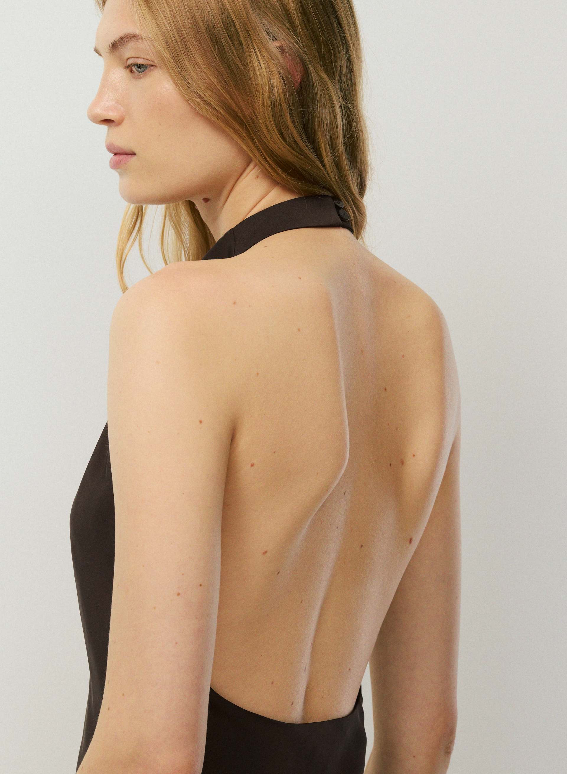 REFINE SHINE™ AUDIENCE HALTER TOP | Aritzia