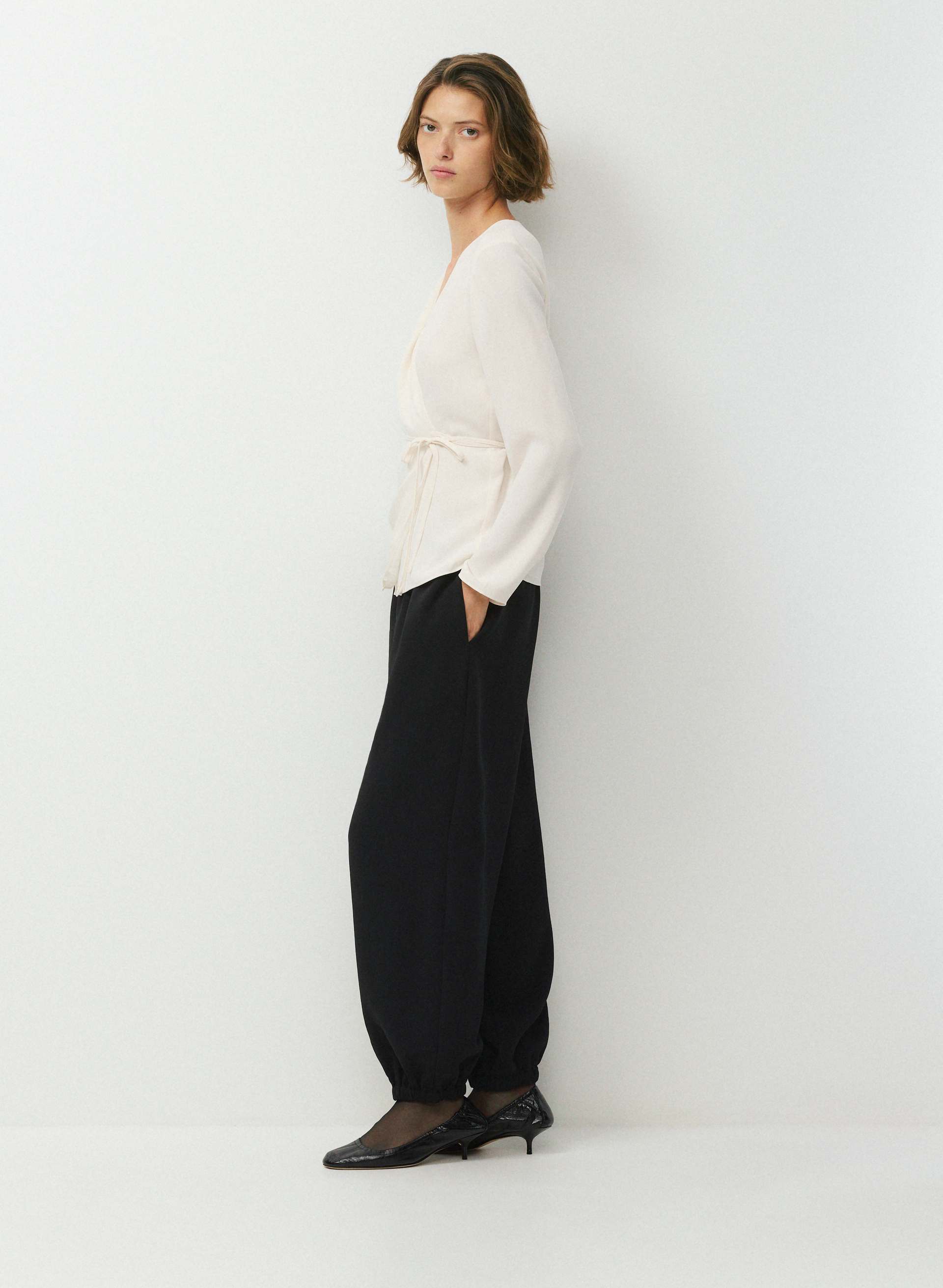 LEDGER BLOUSE | Aritzia