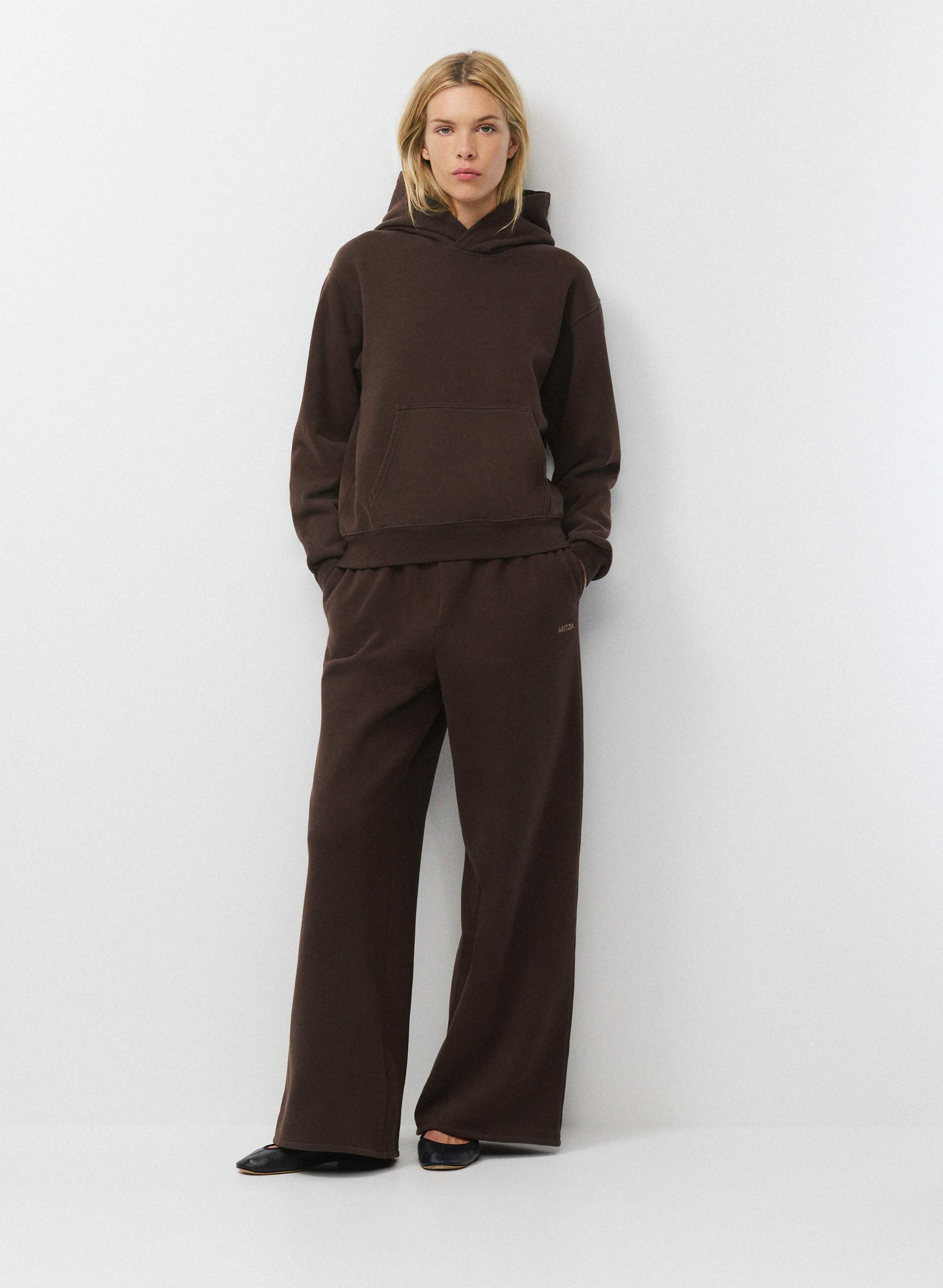 COZY SWEATFLEECE PERFECT HOODIE | Aritzia