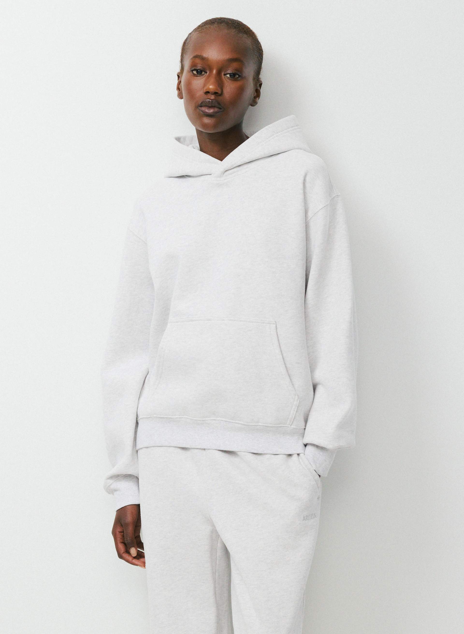 COZY SWEATFLEECE PERFECT HOODIE | Aritzia