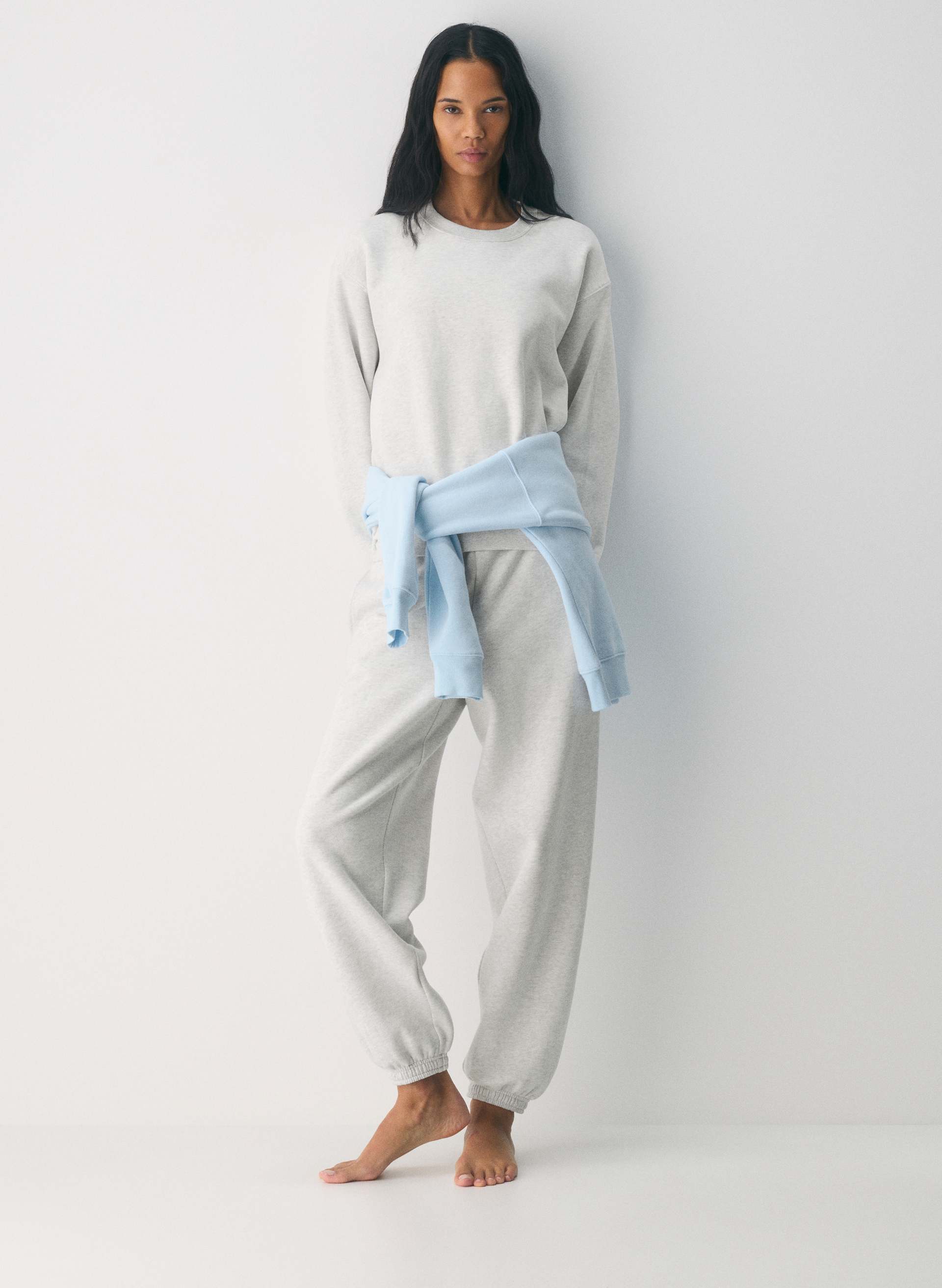 COZY SWEATFLEECE PERFECT CREW SWEATSHIRT - Classic fan-favourite fleece crewneck sweatshirt. 