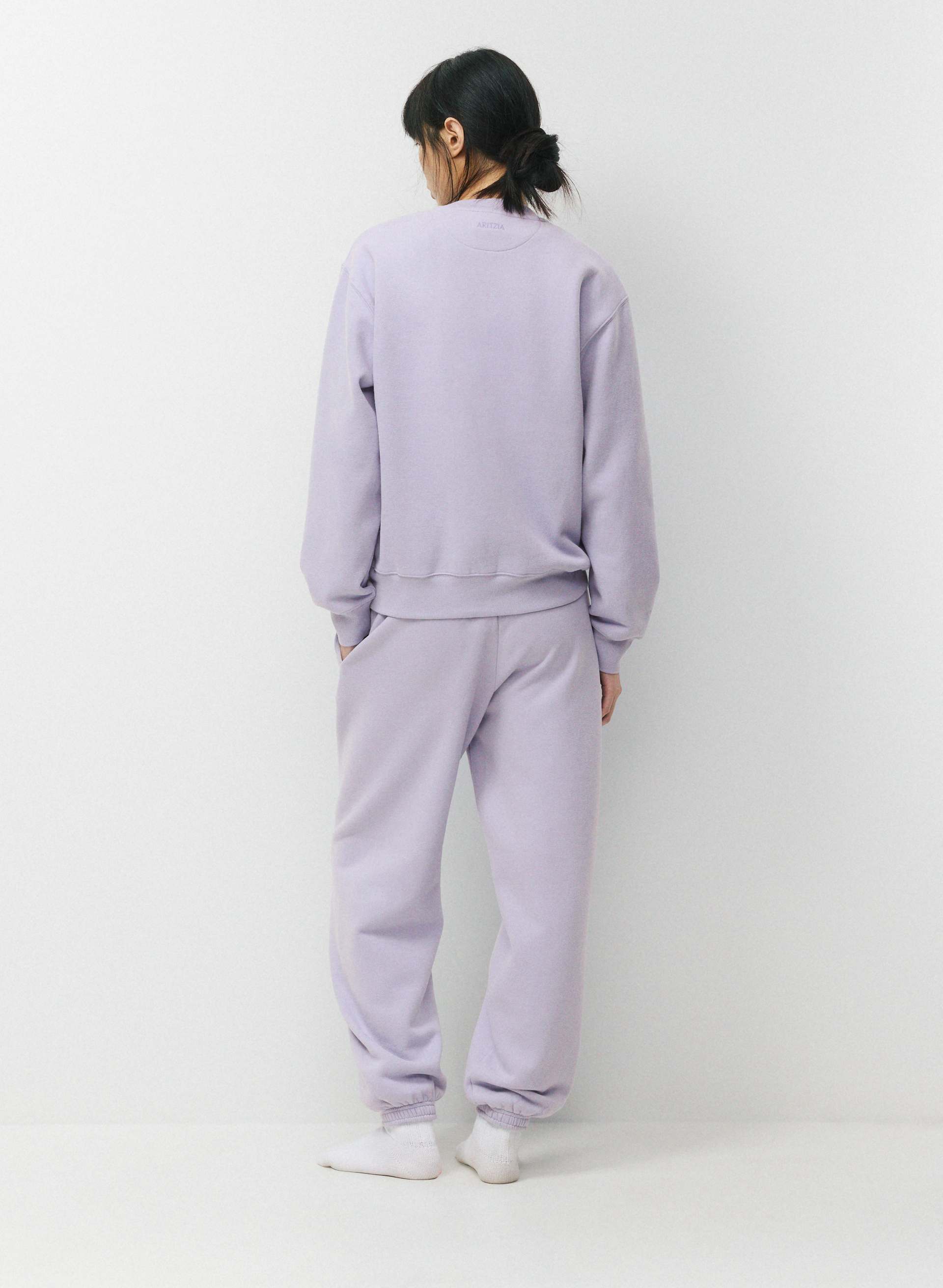 COZY SWEATFLEECE PERFECT CREW SWEATSHIRT | Aritzia