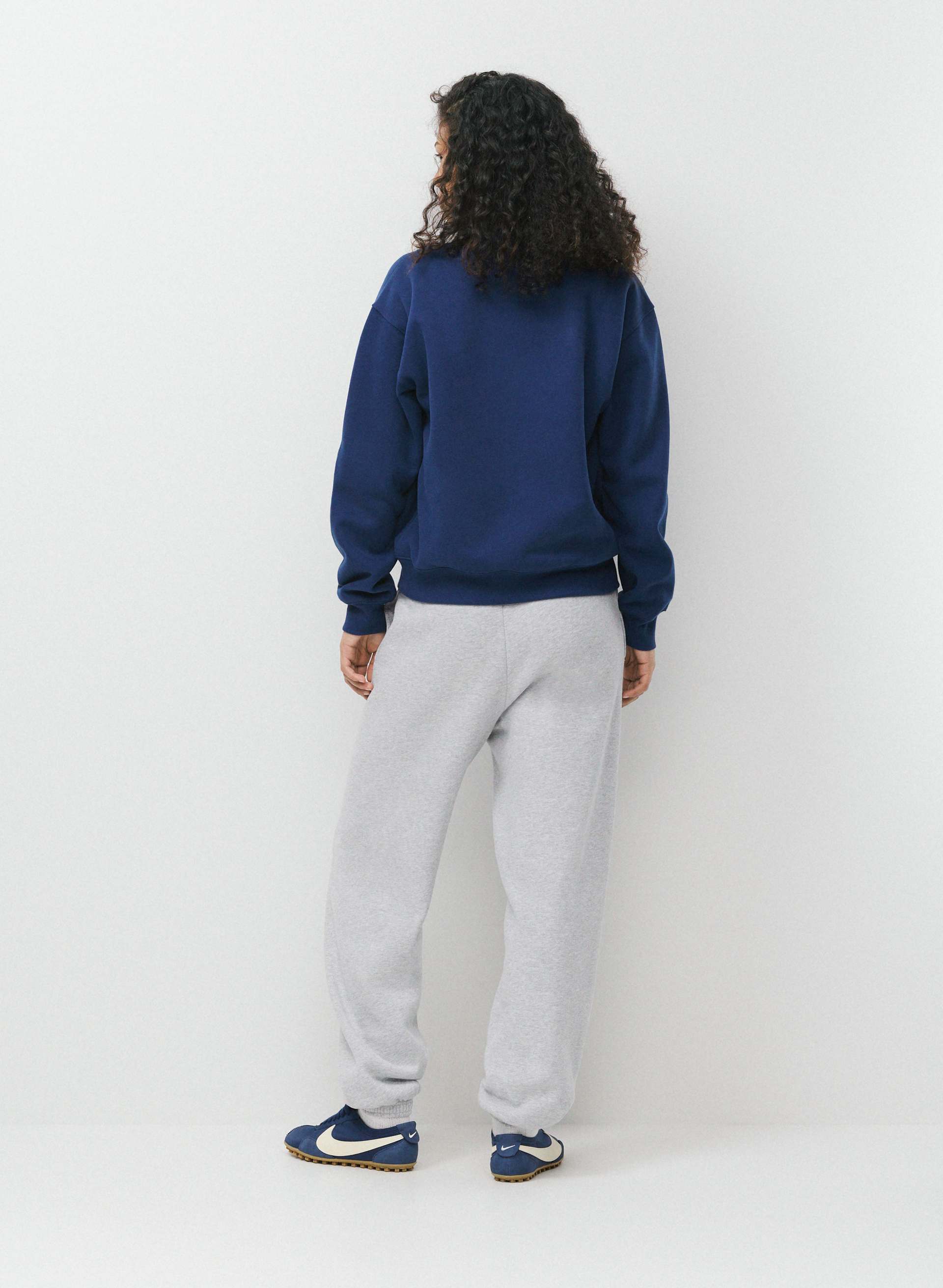 COZY SWEATFLEECE PERFECT CREW SWEATSHIRT | Aritzia
