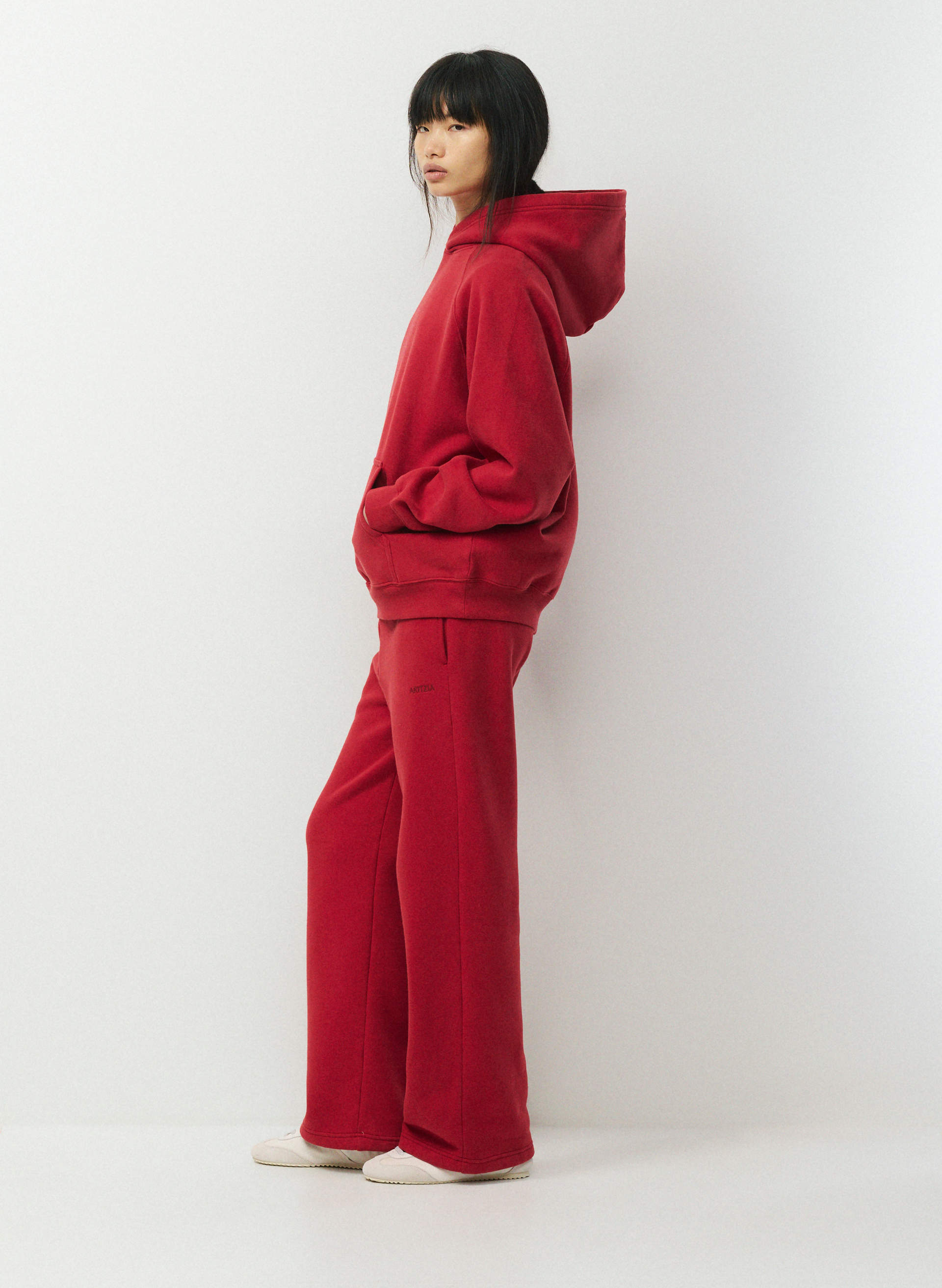 COZY SWEATFLEECE MEGA RAGLAN™ HOODIE | Aritzia